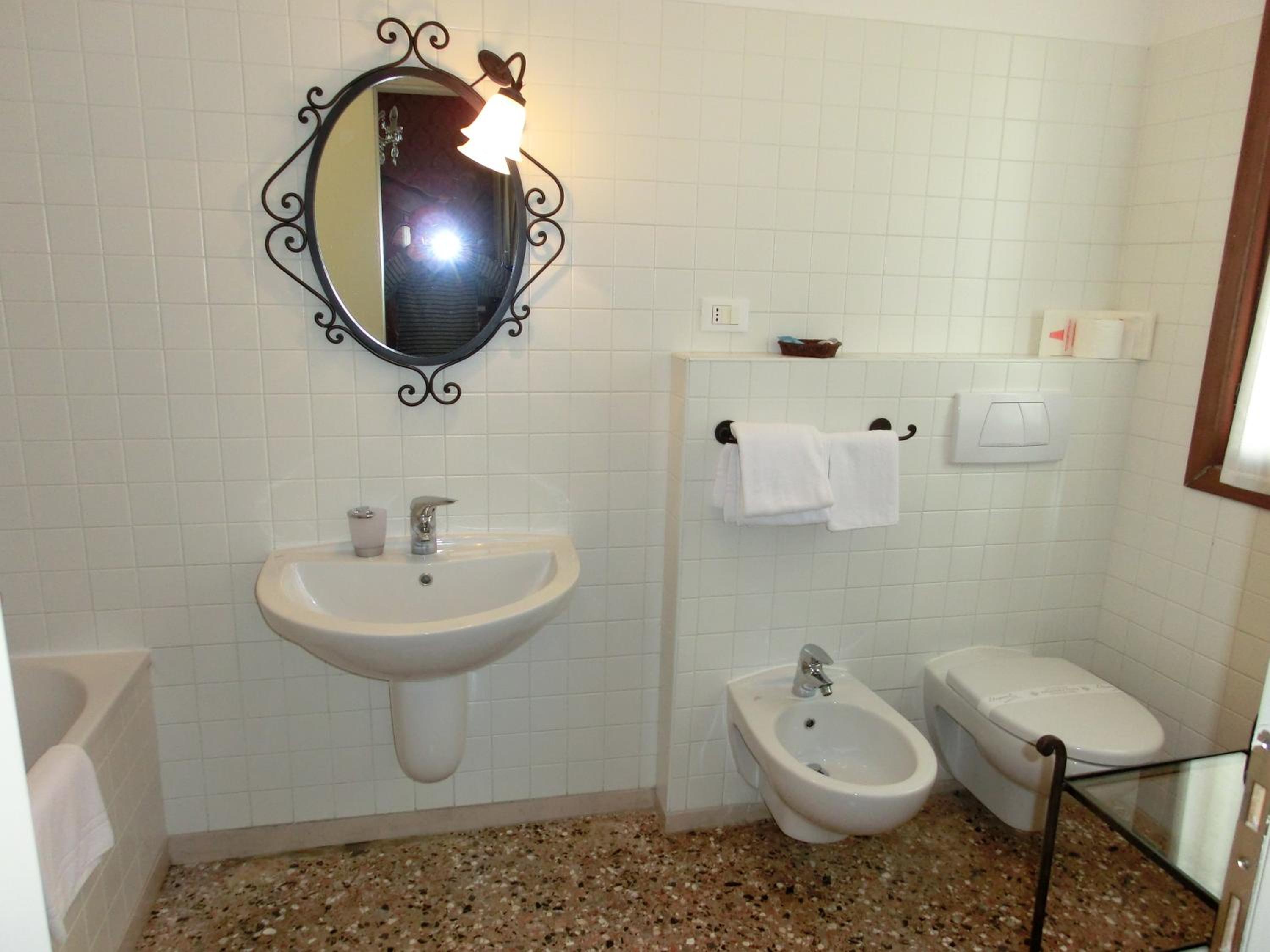Double Room with Canal View photo 3