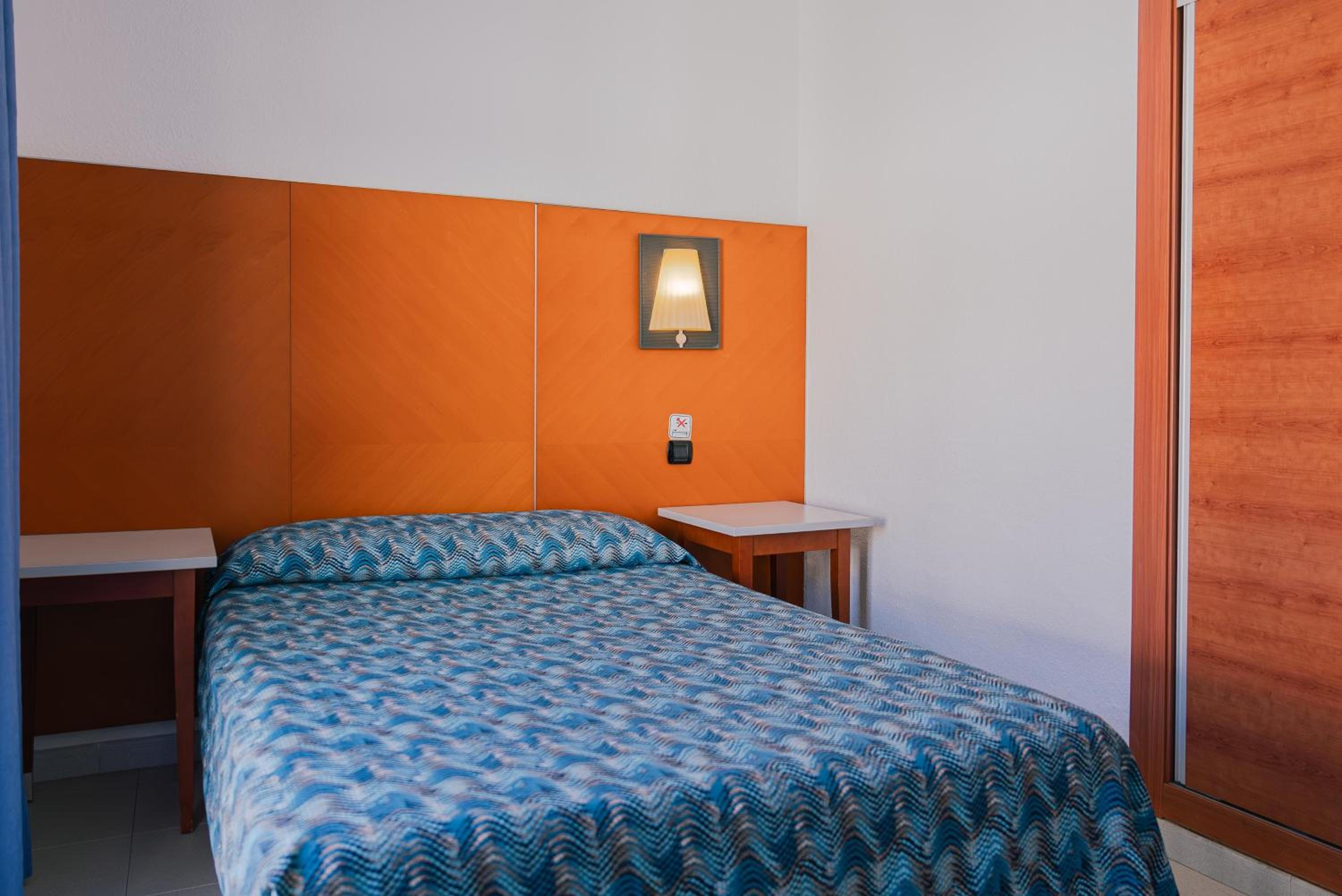 Essential Single Room (1 Addult)