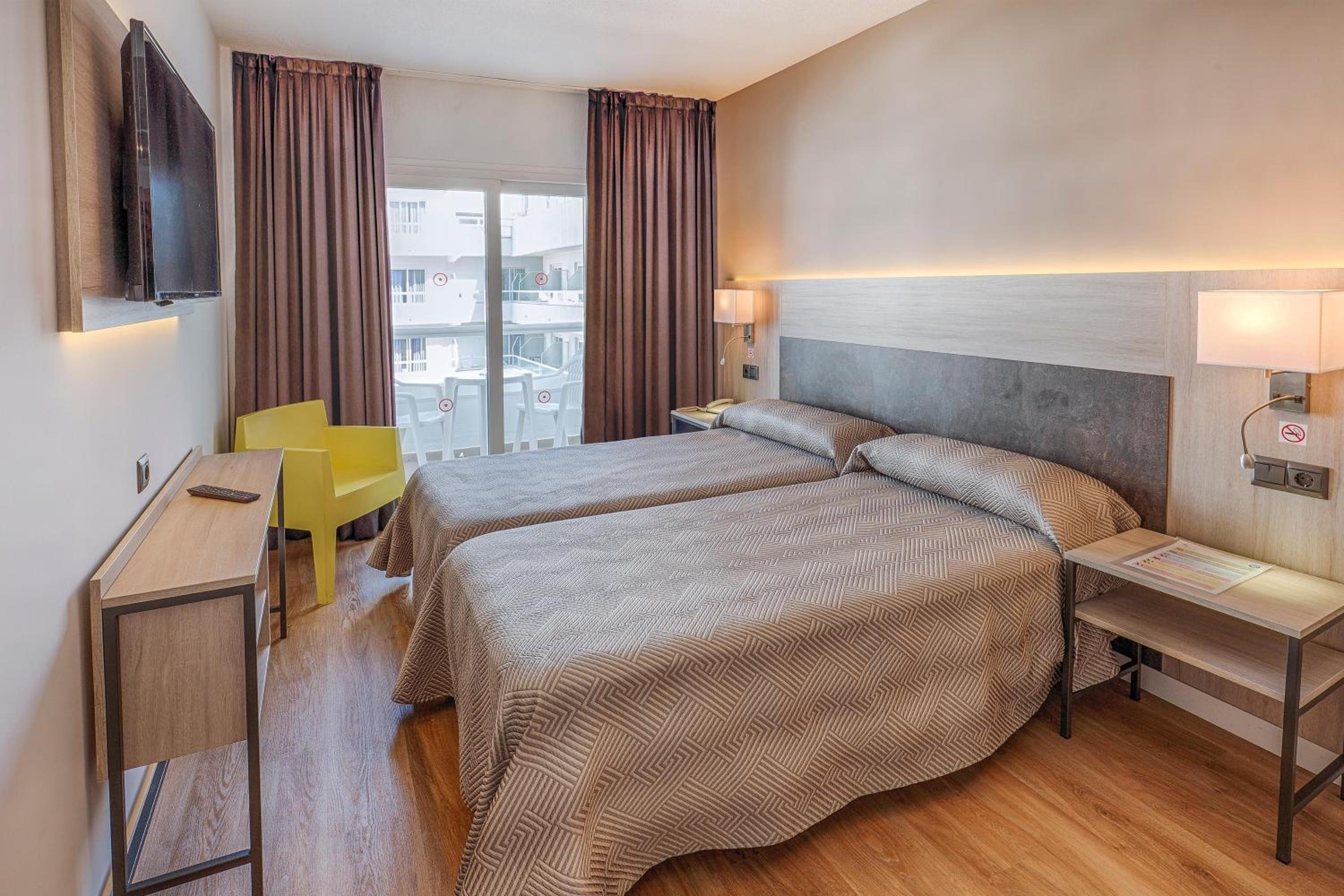 Comfort Double Room (1 Adult) - Photo 3