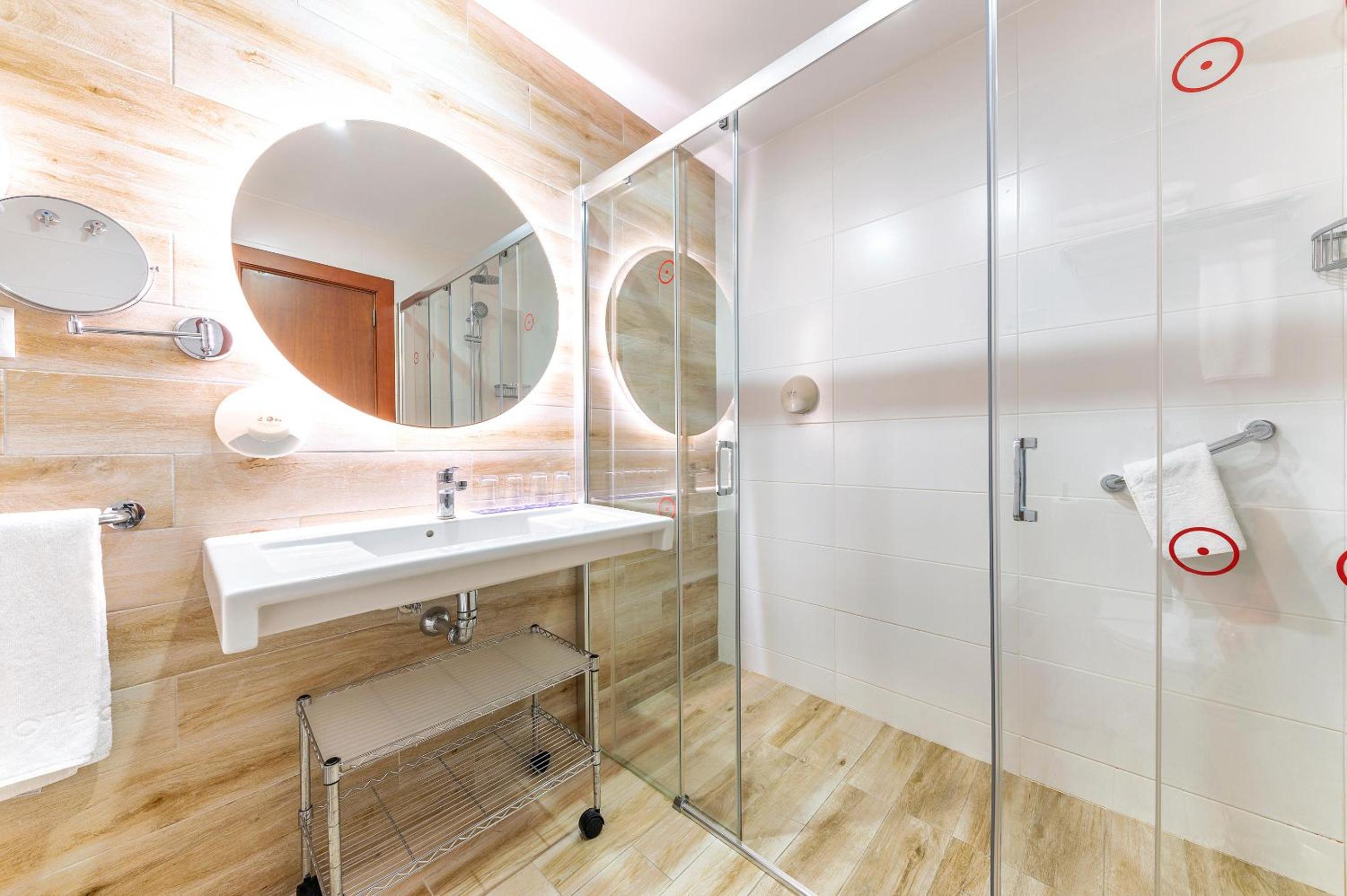 Triple Room (2) - Photo 1