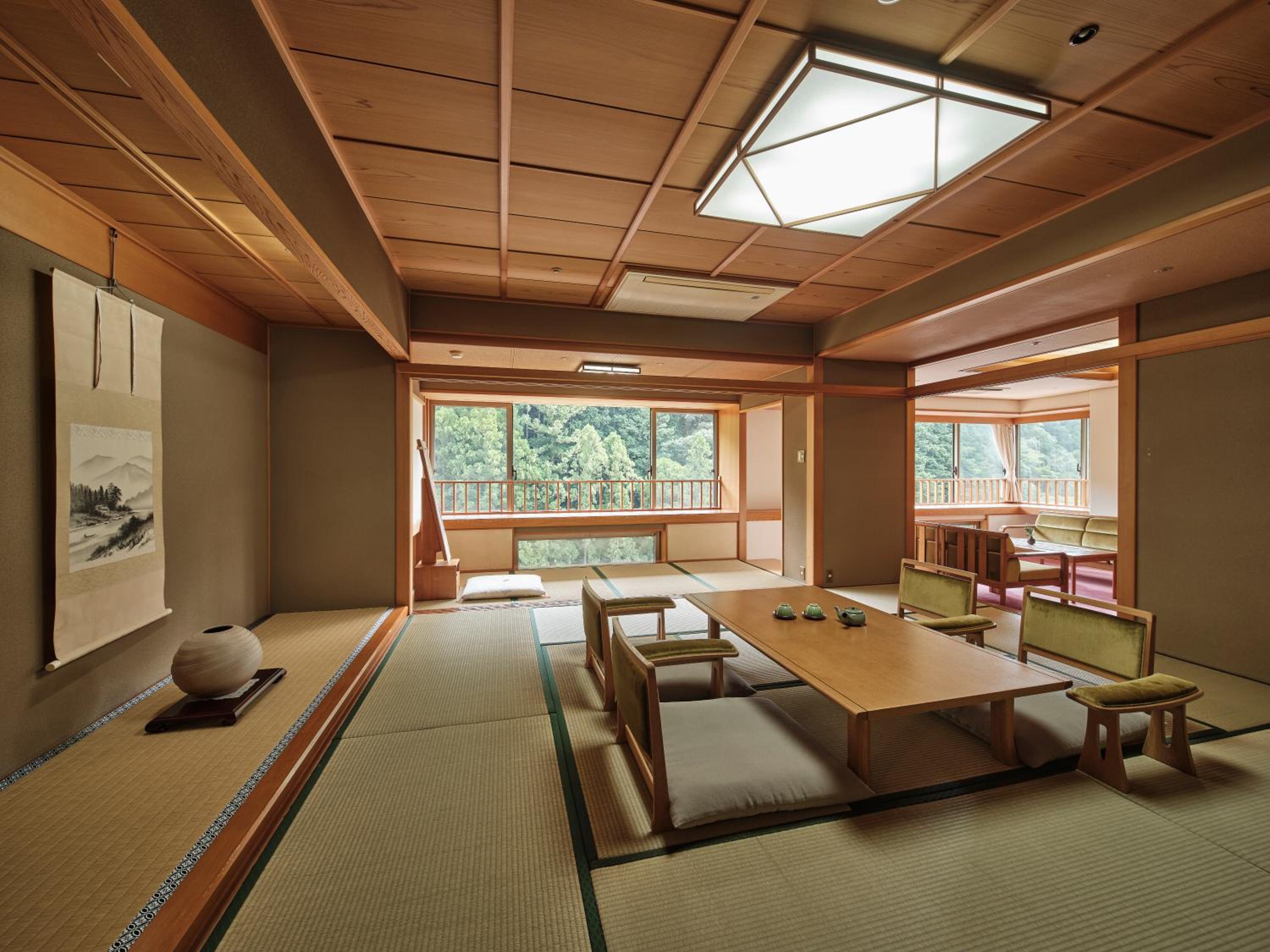 Premium Japanese-Style Room With River and Forest View - Non Smoking     photo 3