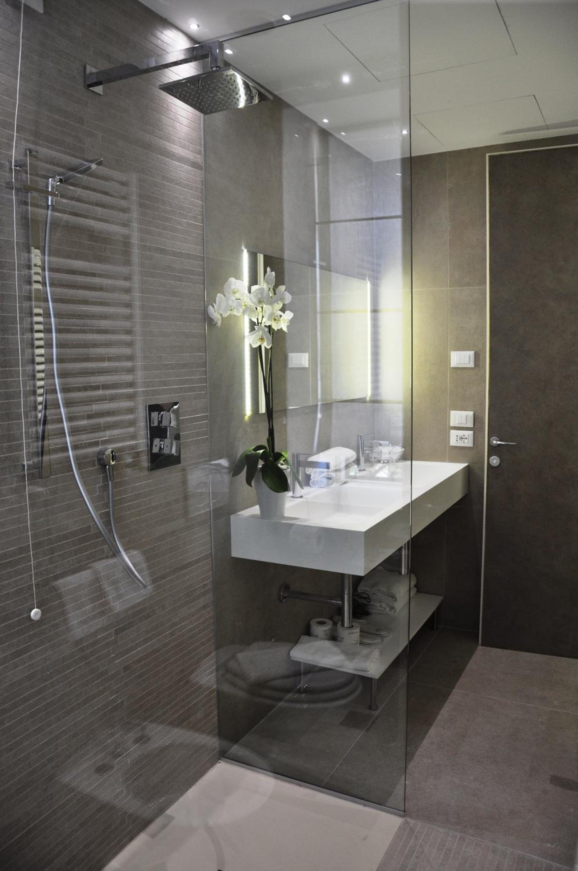 Junior Suite with Sauna - Photo 3