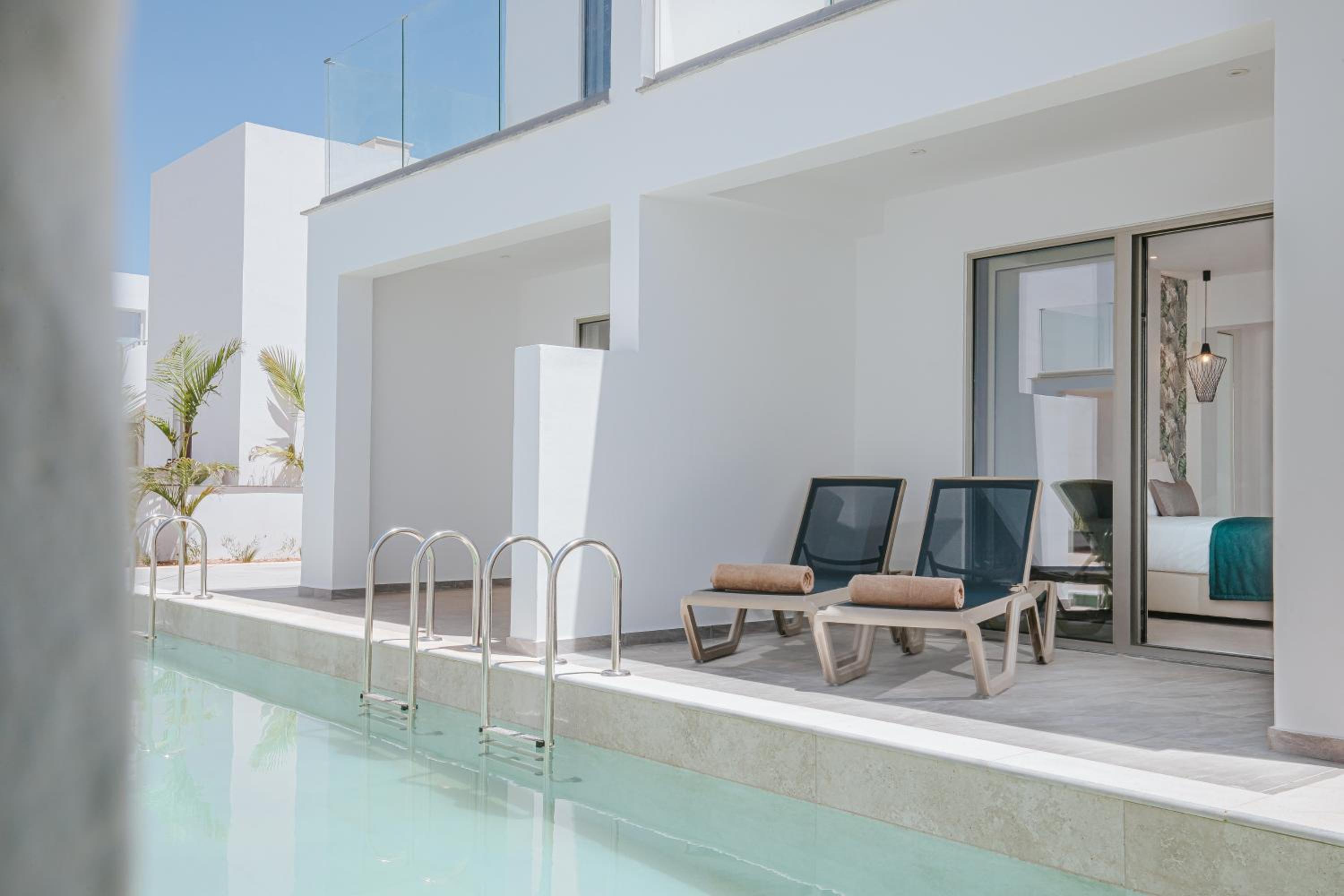 Superior Double Room Swim Up