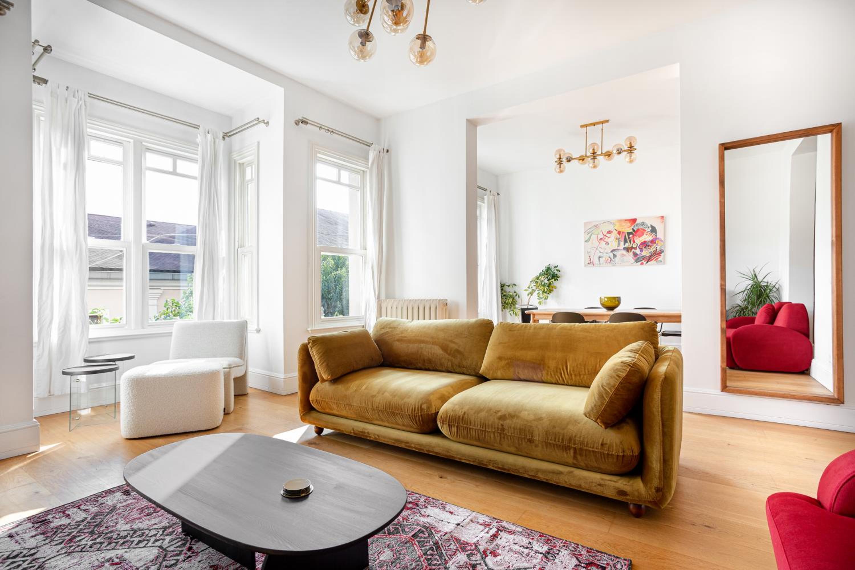 Three-Bedroom Premium Apartment photo 2