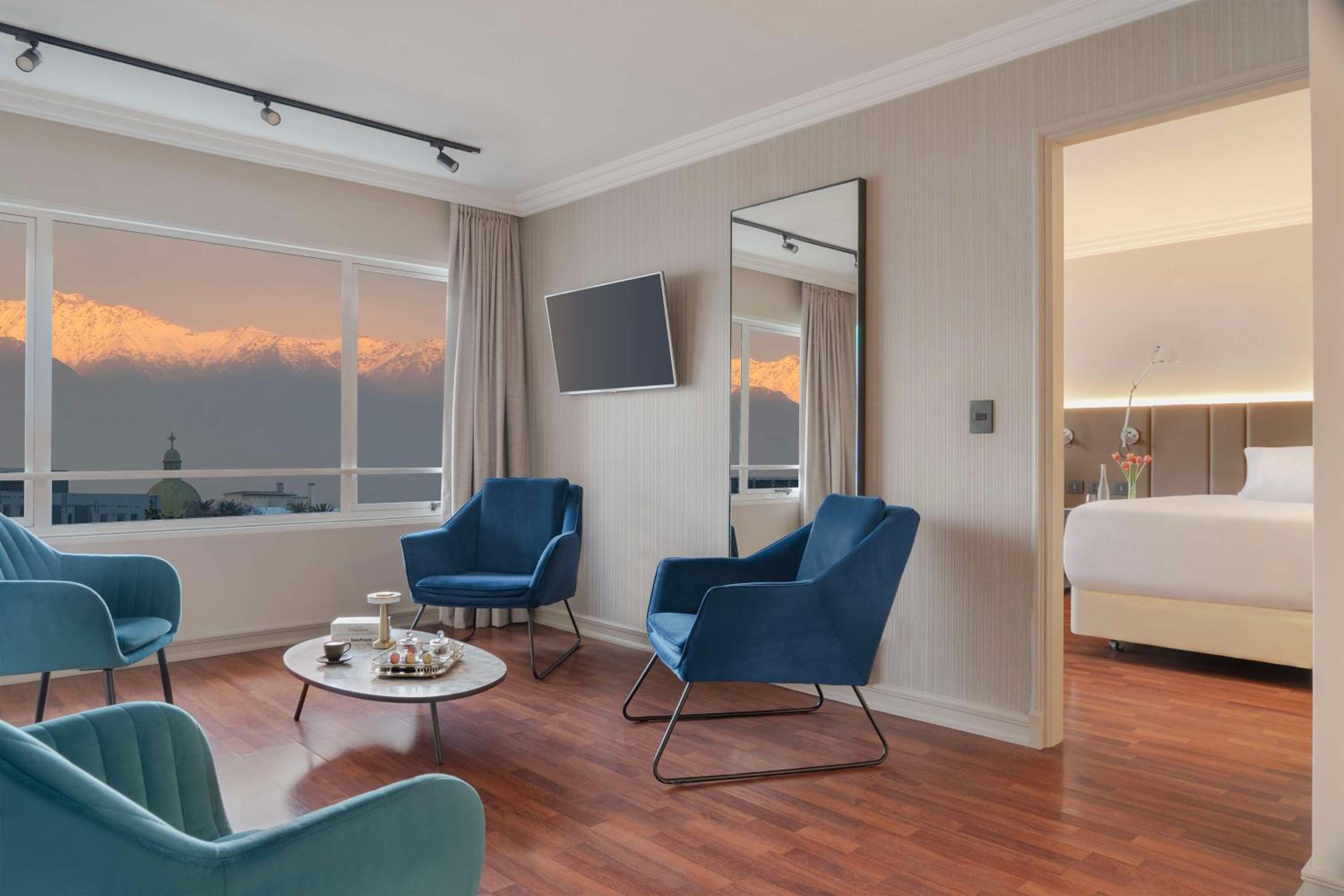 Suite Room with 2 Double Beds photo 2