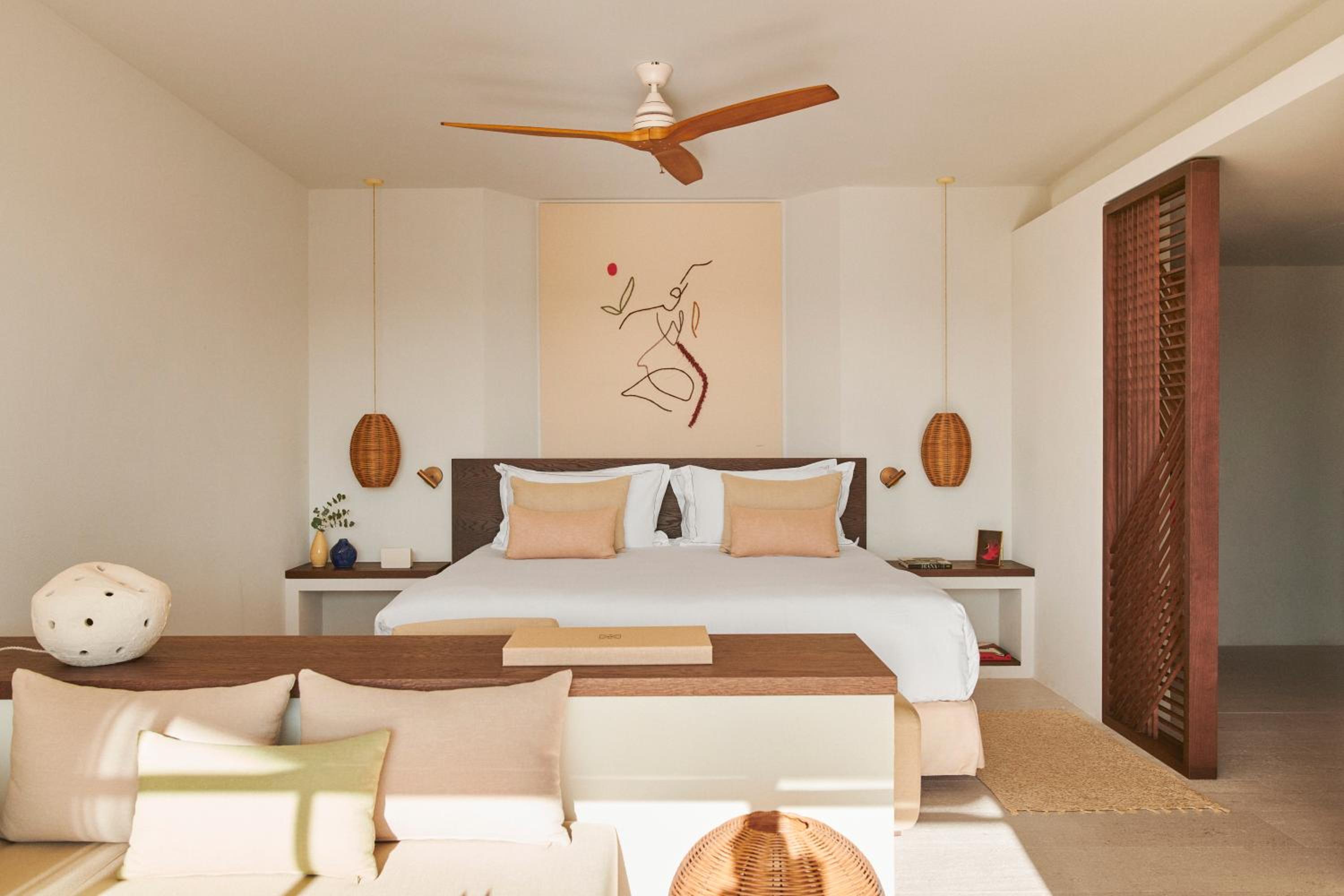 Junior Suite with Sofa Bed and Golf View - Photo 1