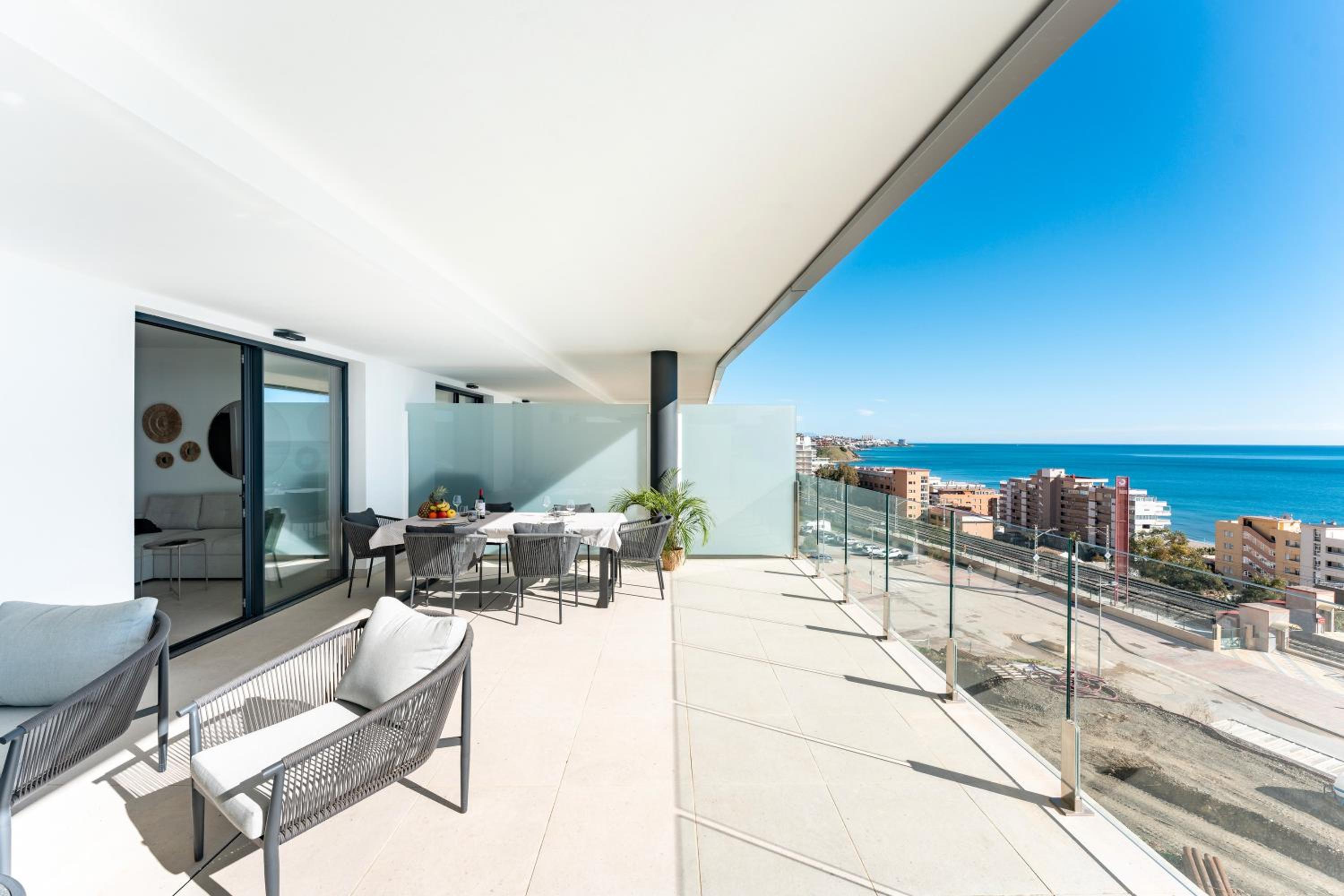 Two-Bedroom Deluxe Apartment with Ocean View