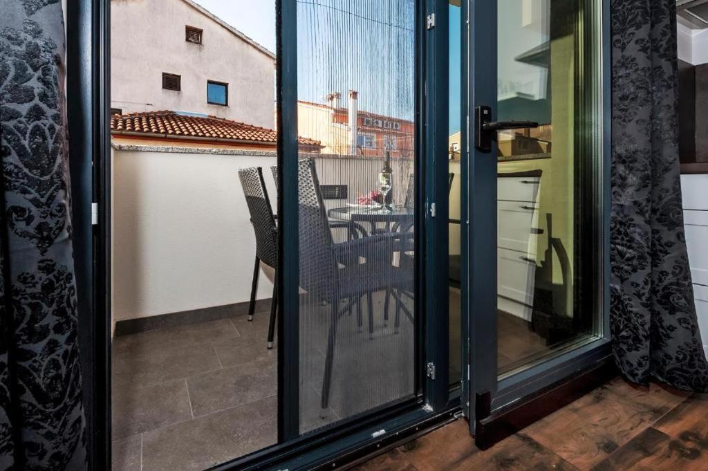 Studio Apartment with Balcony