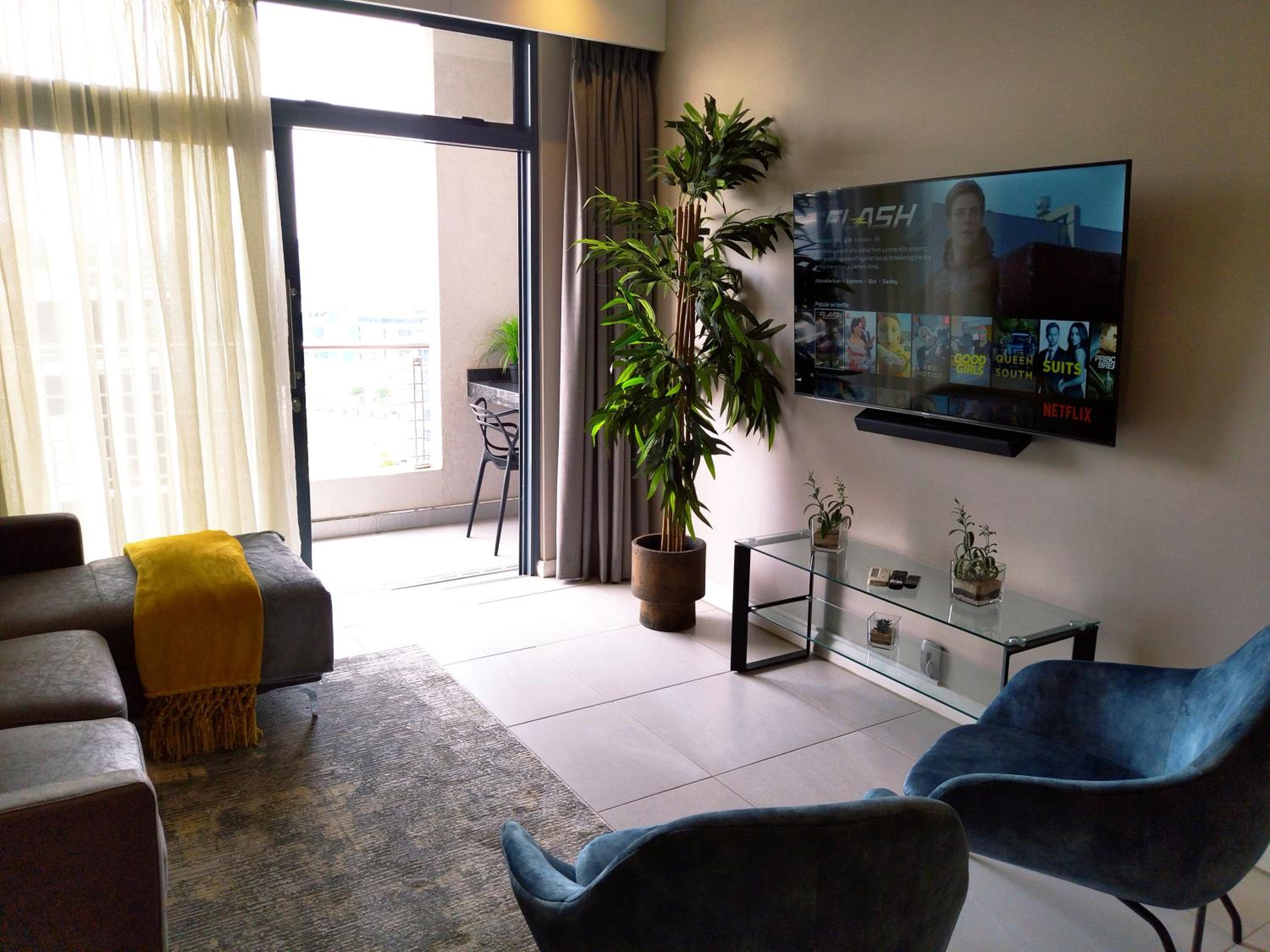 One-Bedroom Apartment with Balcony photo 1