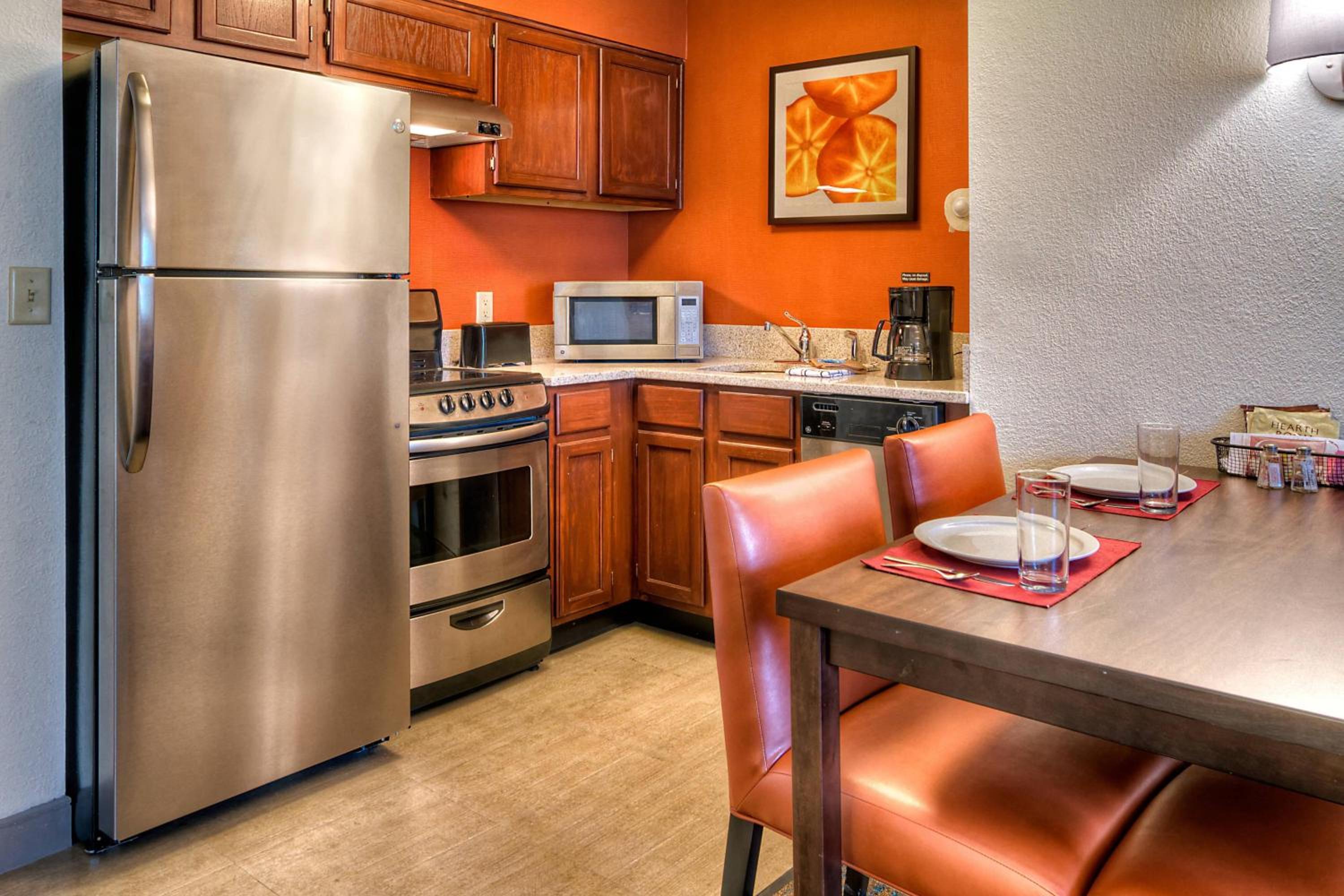 Two-Bedroom Suite with Fireplace and Tub - Mobility/Hearing Accessible photo 2