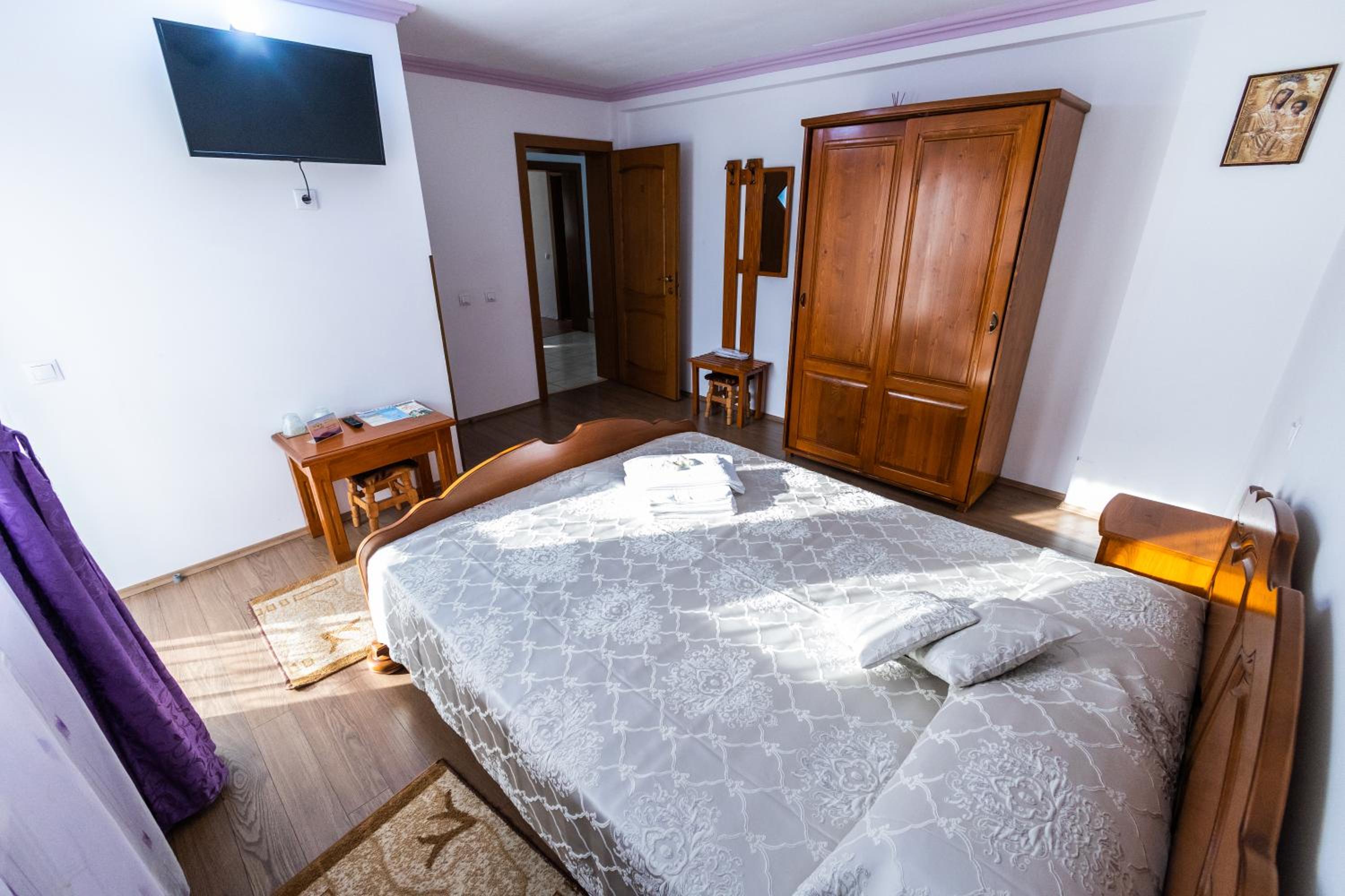 Triple Room with Mountain View - Photo 4