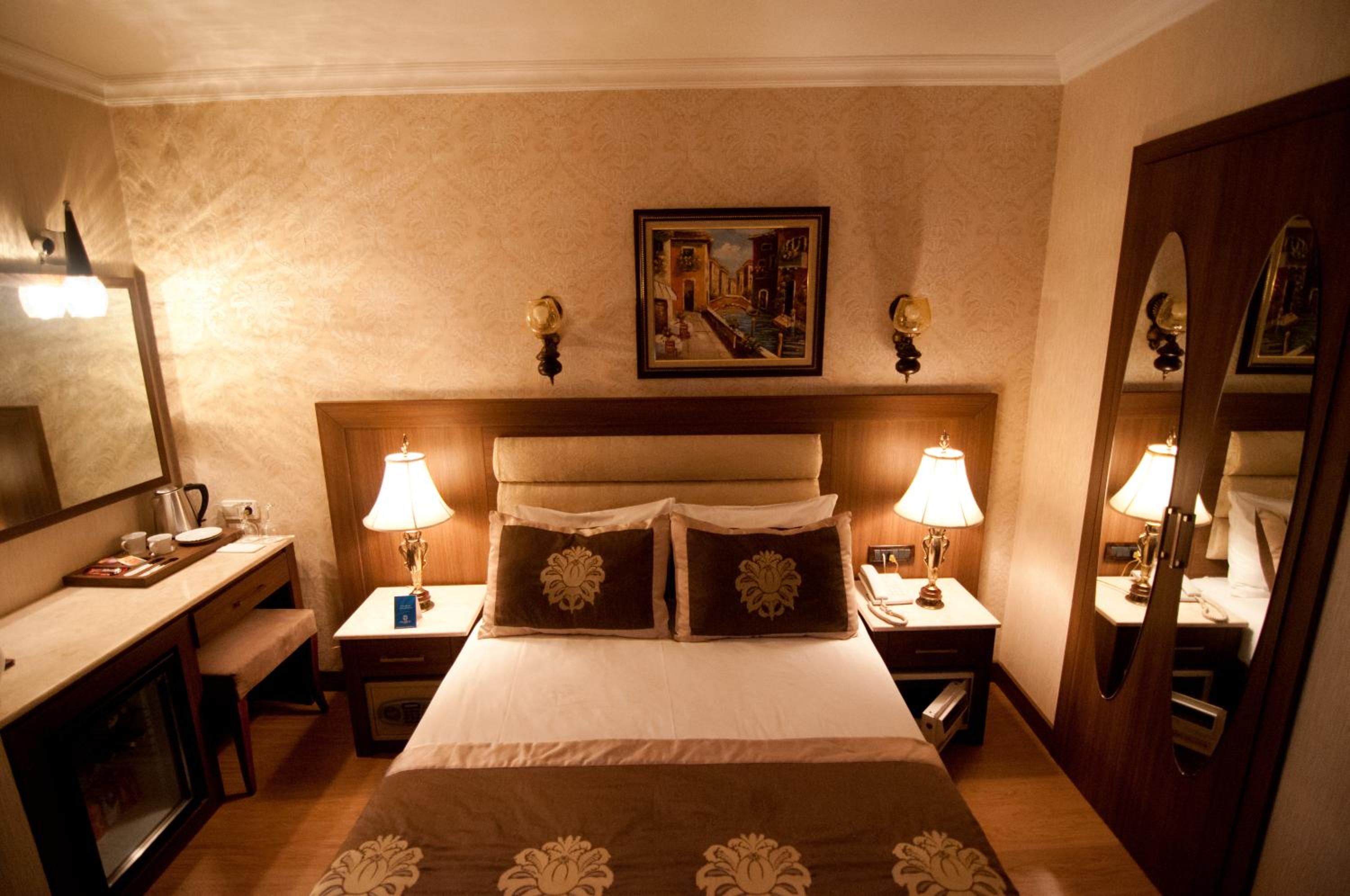 Standard Double Room photo 3