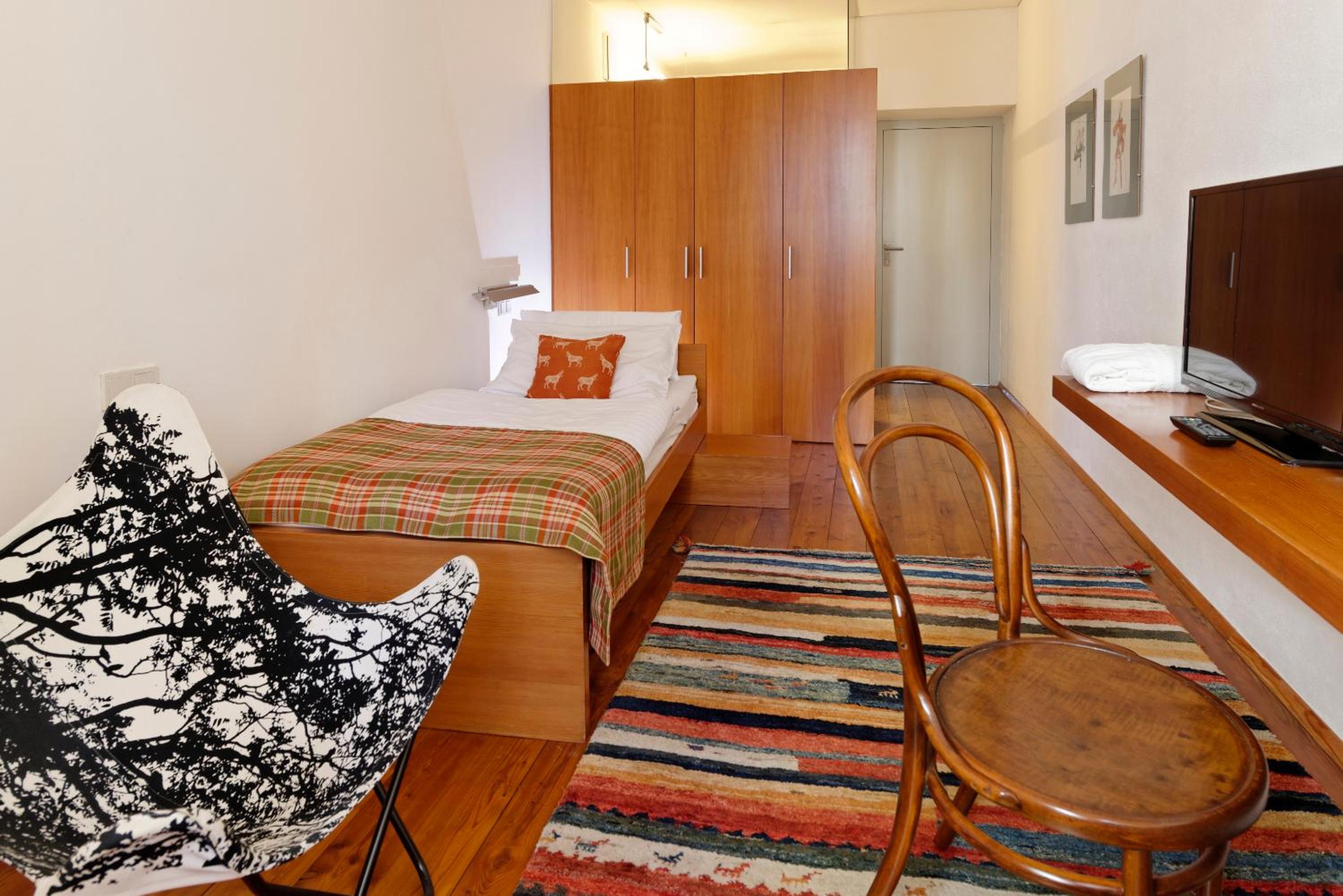 Single Room photo 3