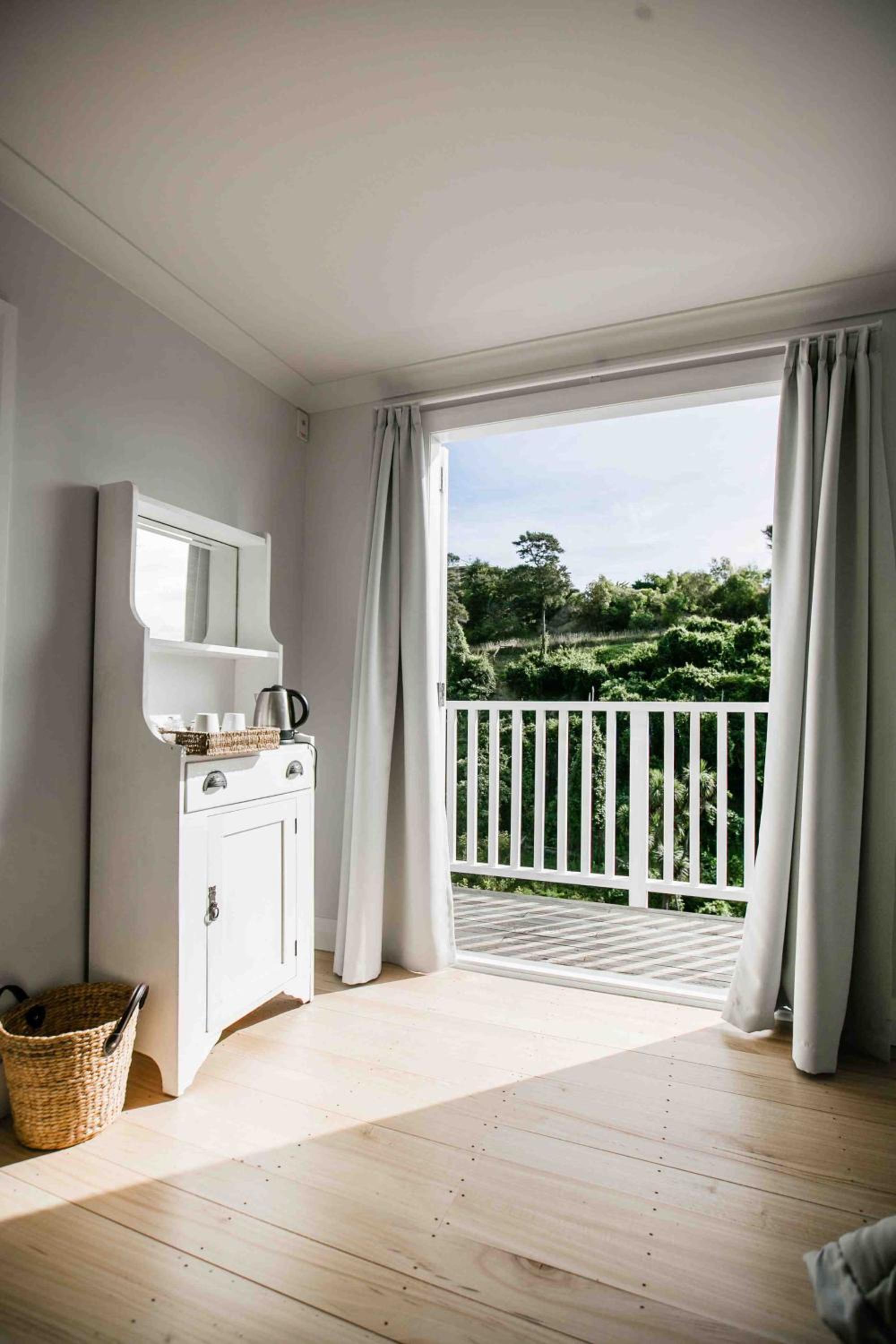 Double or Twin Room with Balcony photo 2