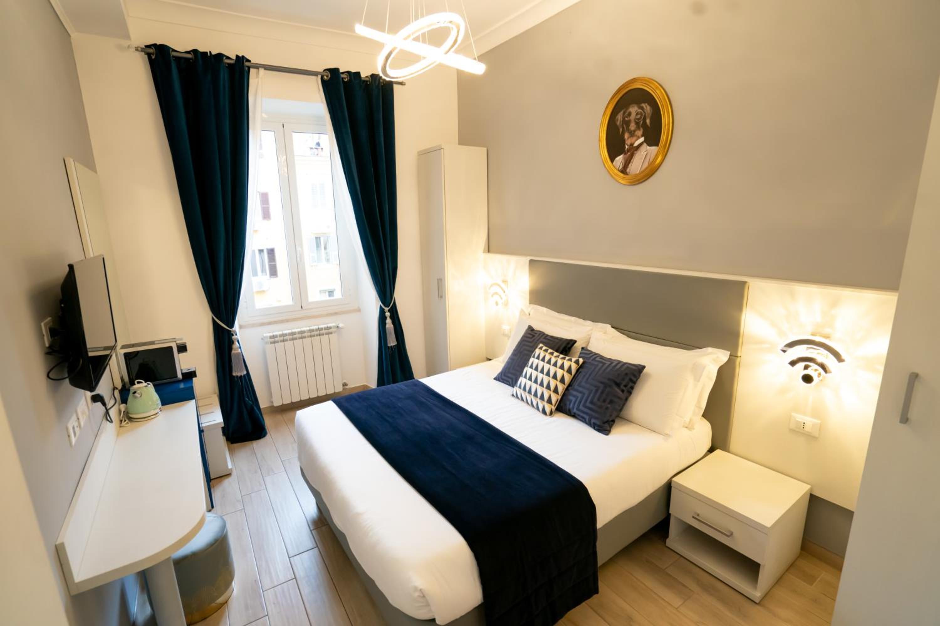 Small Double Room photo 2