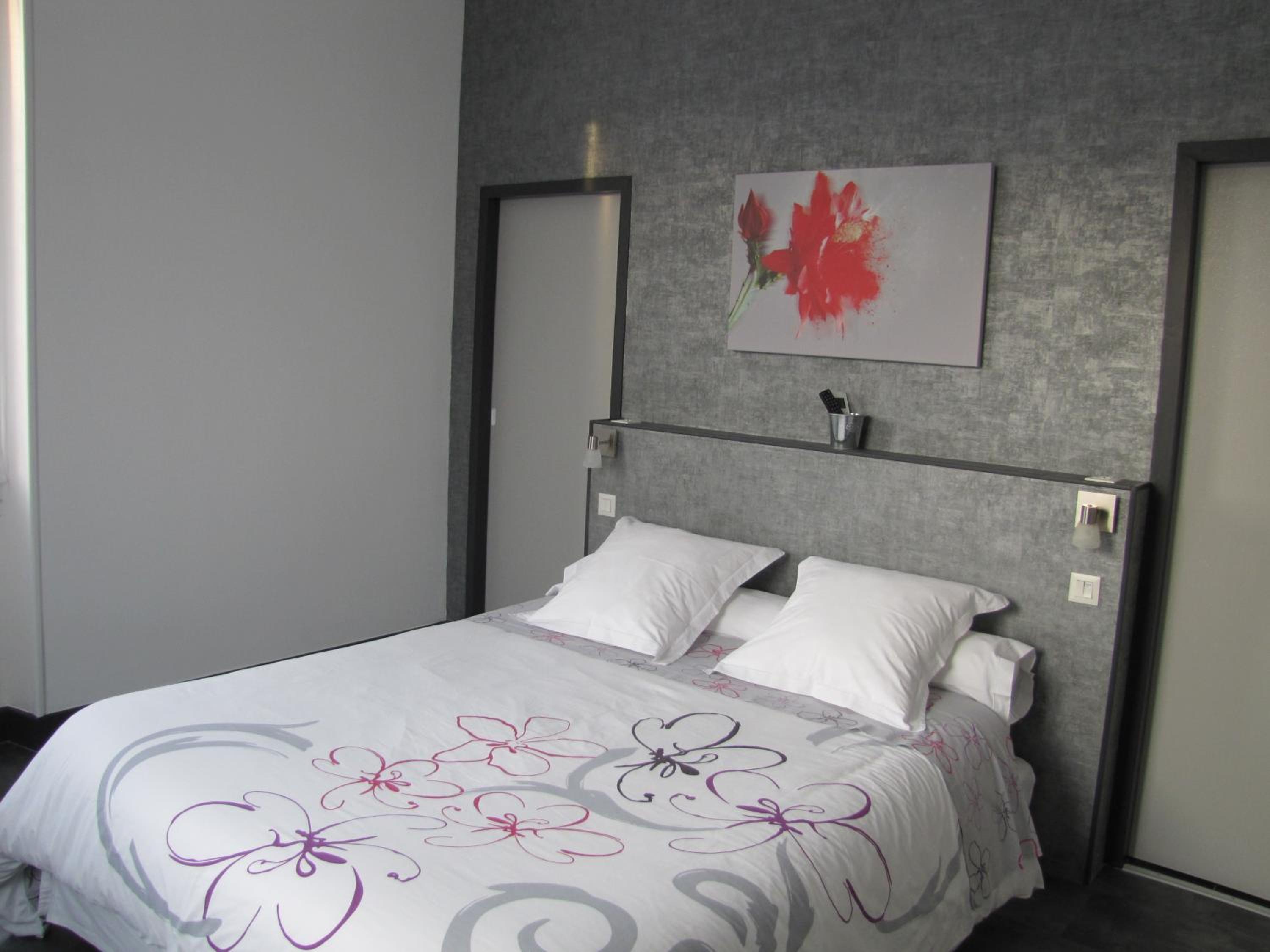 Standard Double Room with Shower