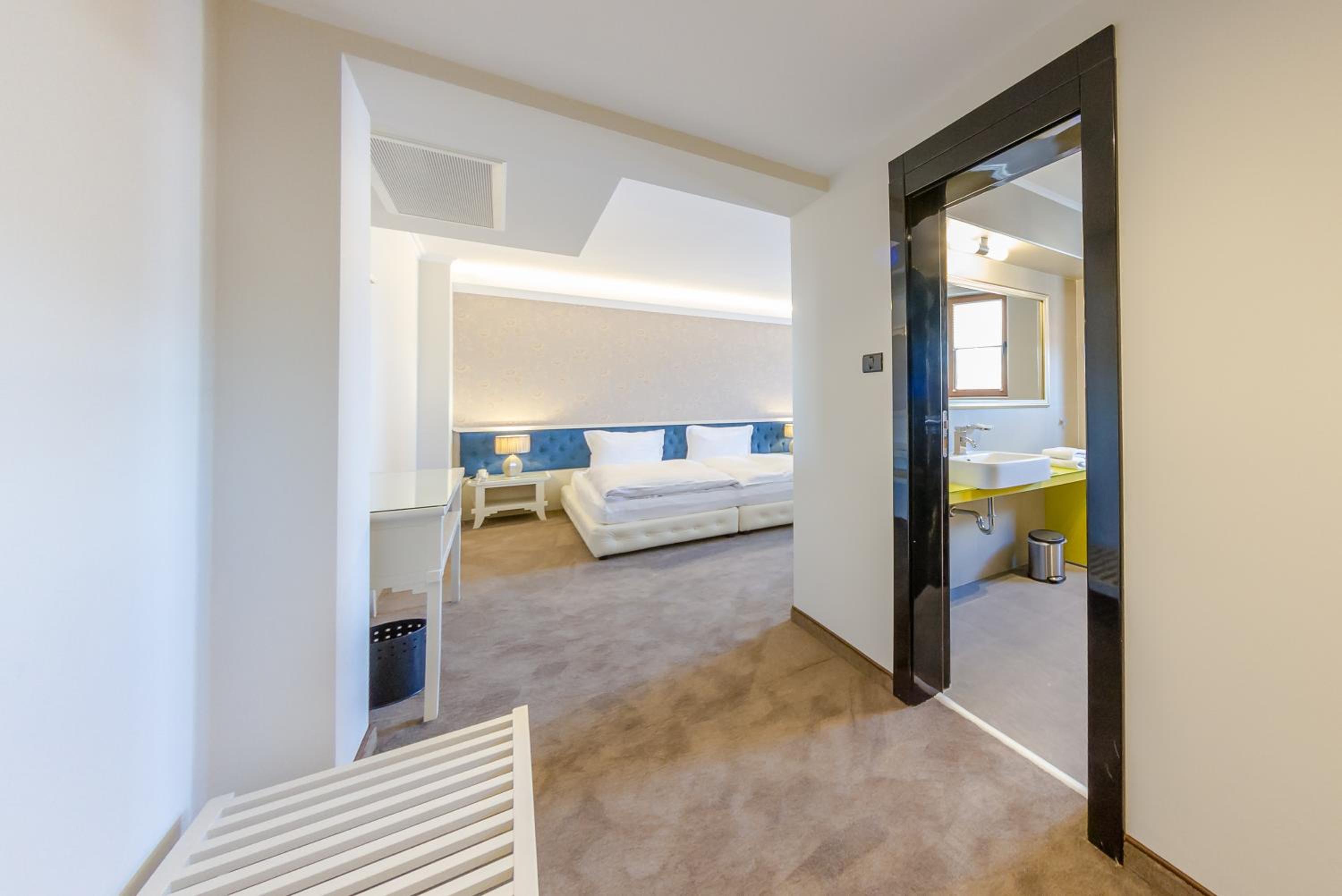 Triple Room - Photo 2