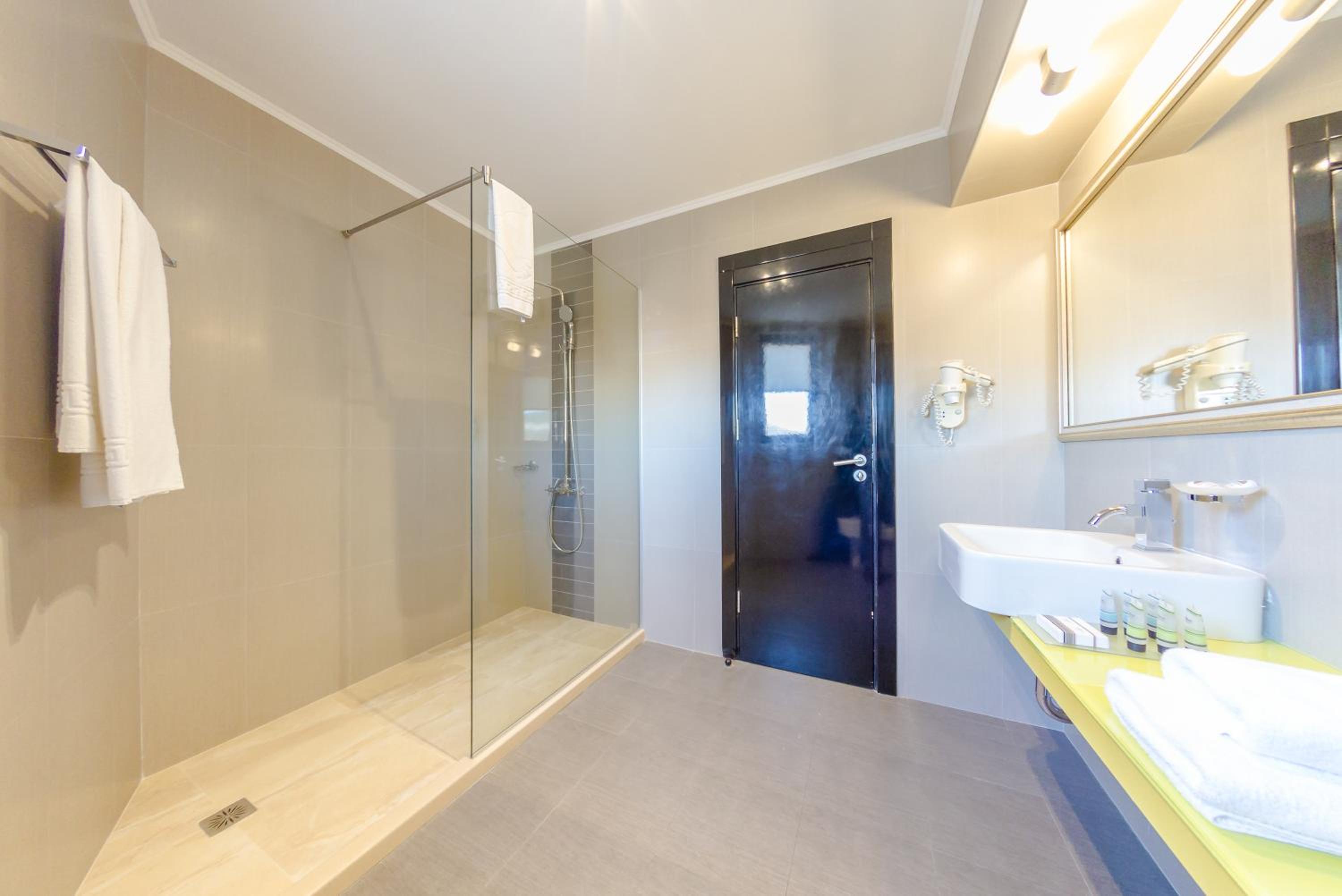 Triple Room - Photo 5
