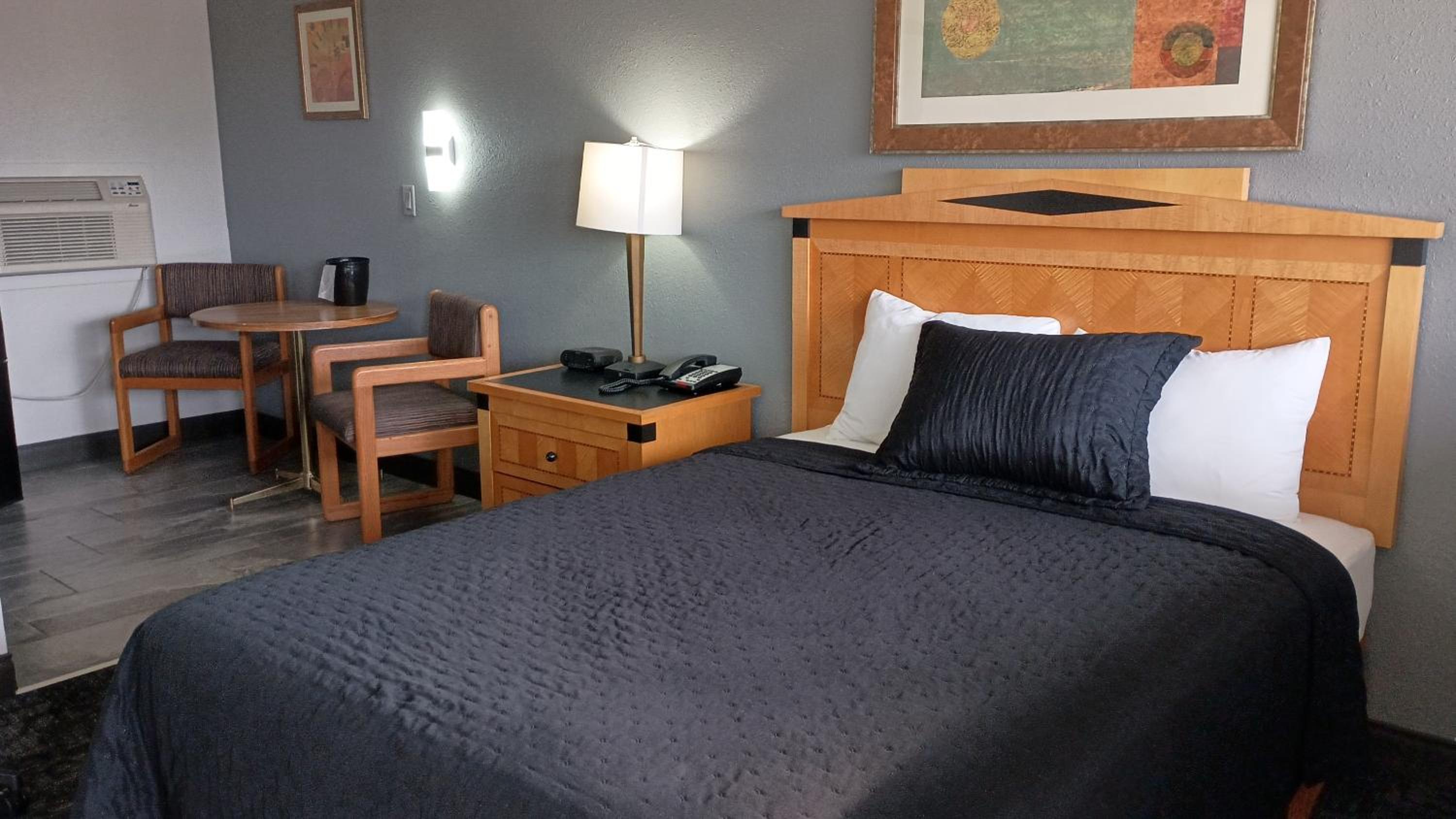 Standard Double Room - Photo 3