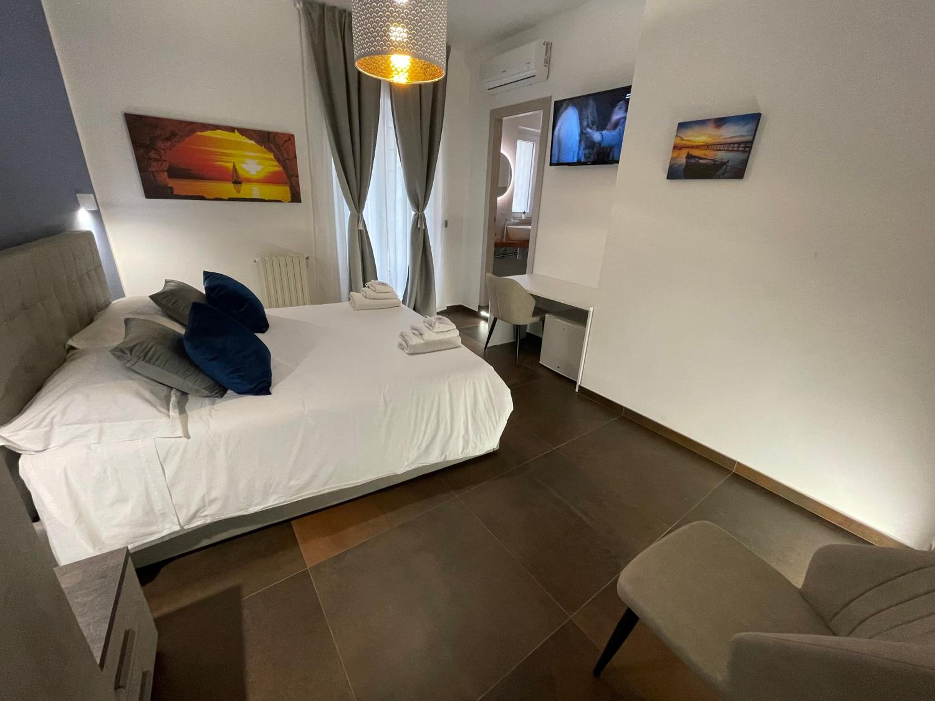 Large Double Room