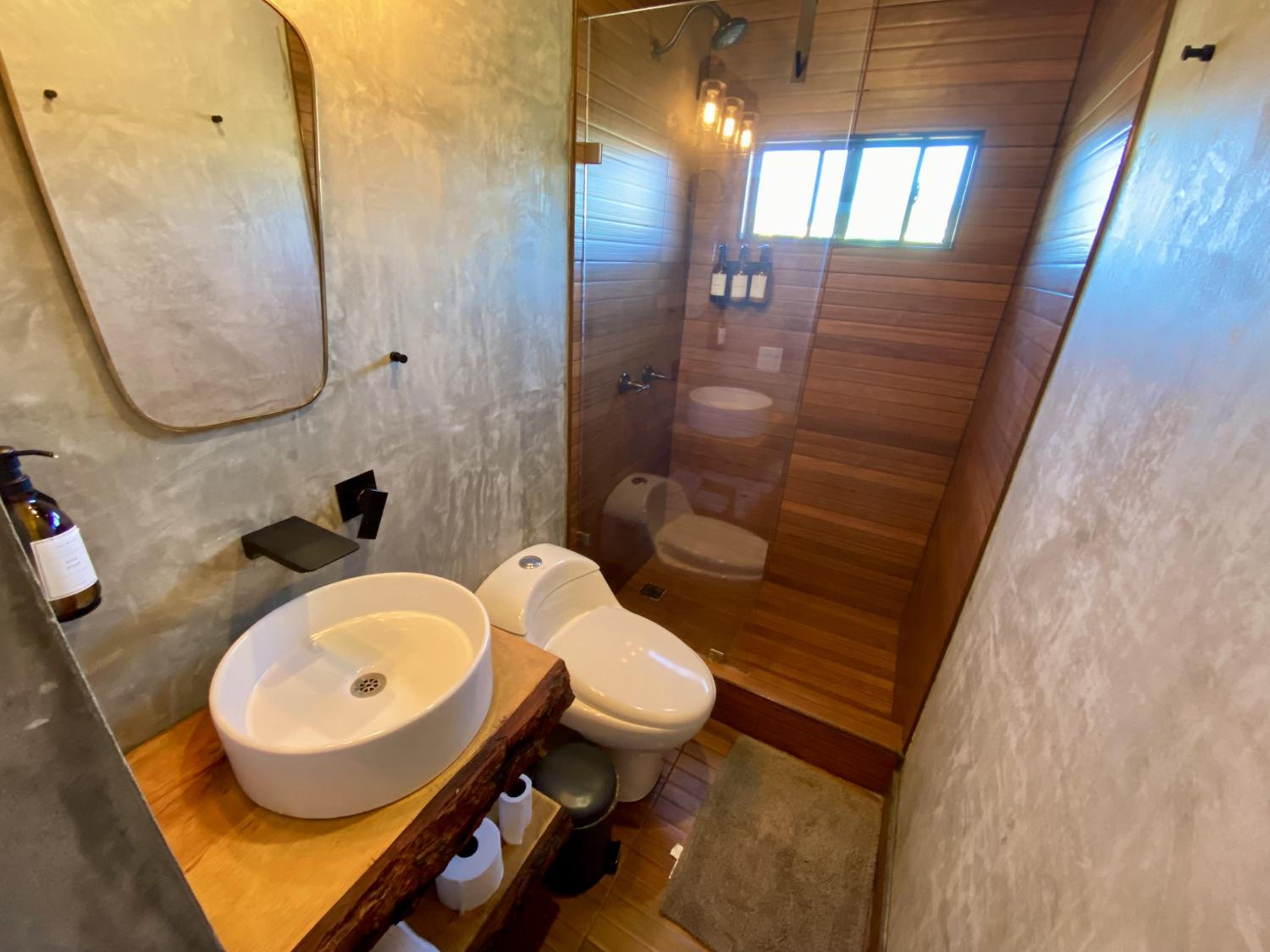 Two-Bedroom House - Photo 14