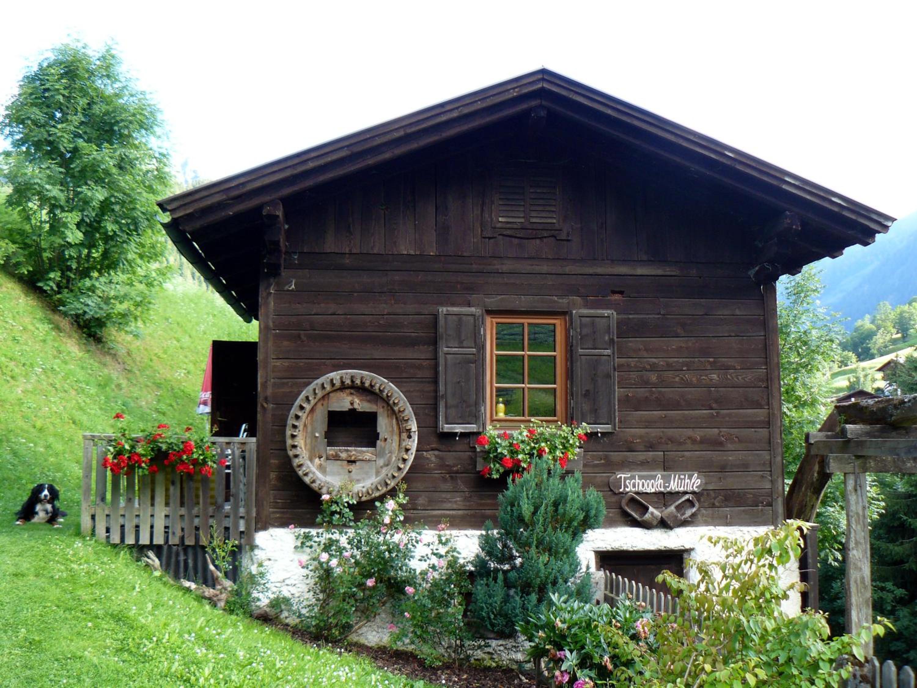 Chalet (2 Adults + 2 Children) photo 3