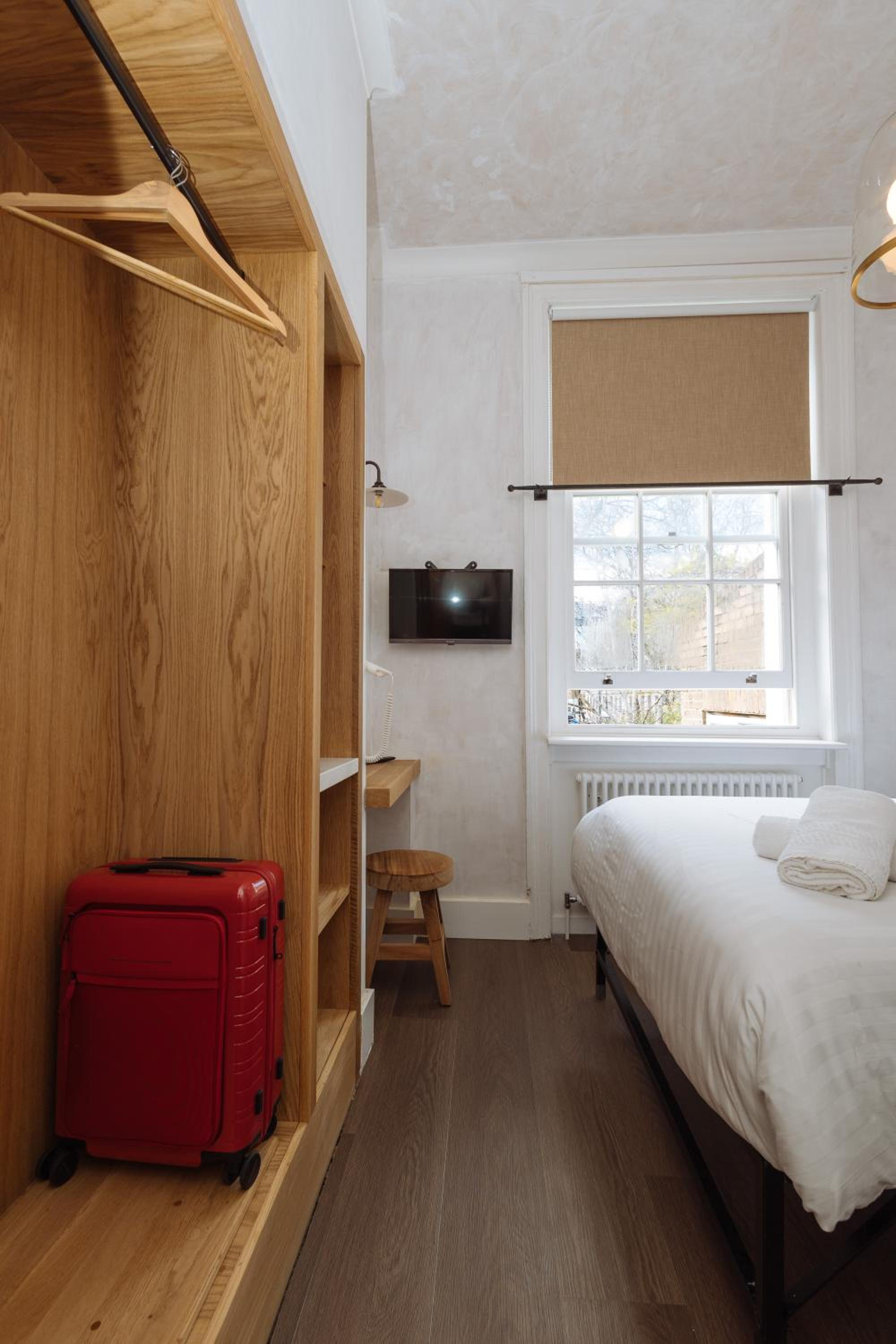 Deluxe Double Room photo 2