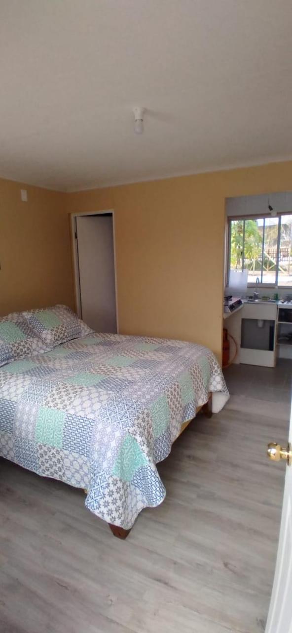 One-Bedroom House photo 1