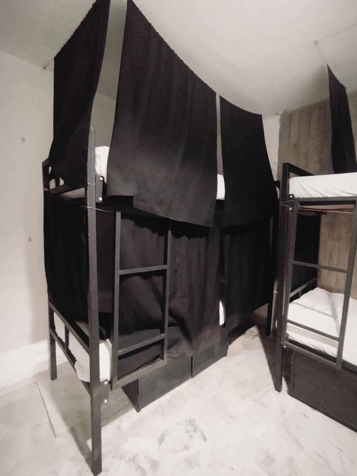 Single Bed in 6-Bed Dormitory Room photo 2