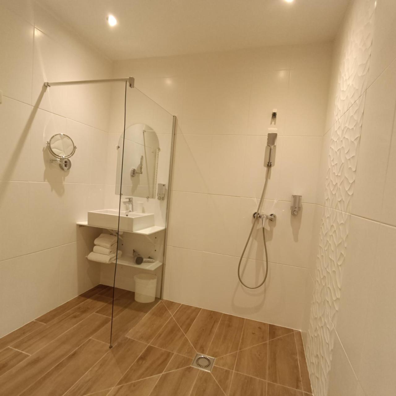 Hôtel Voltaire Opéra, Photo 6