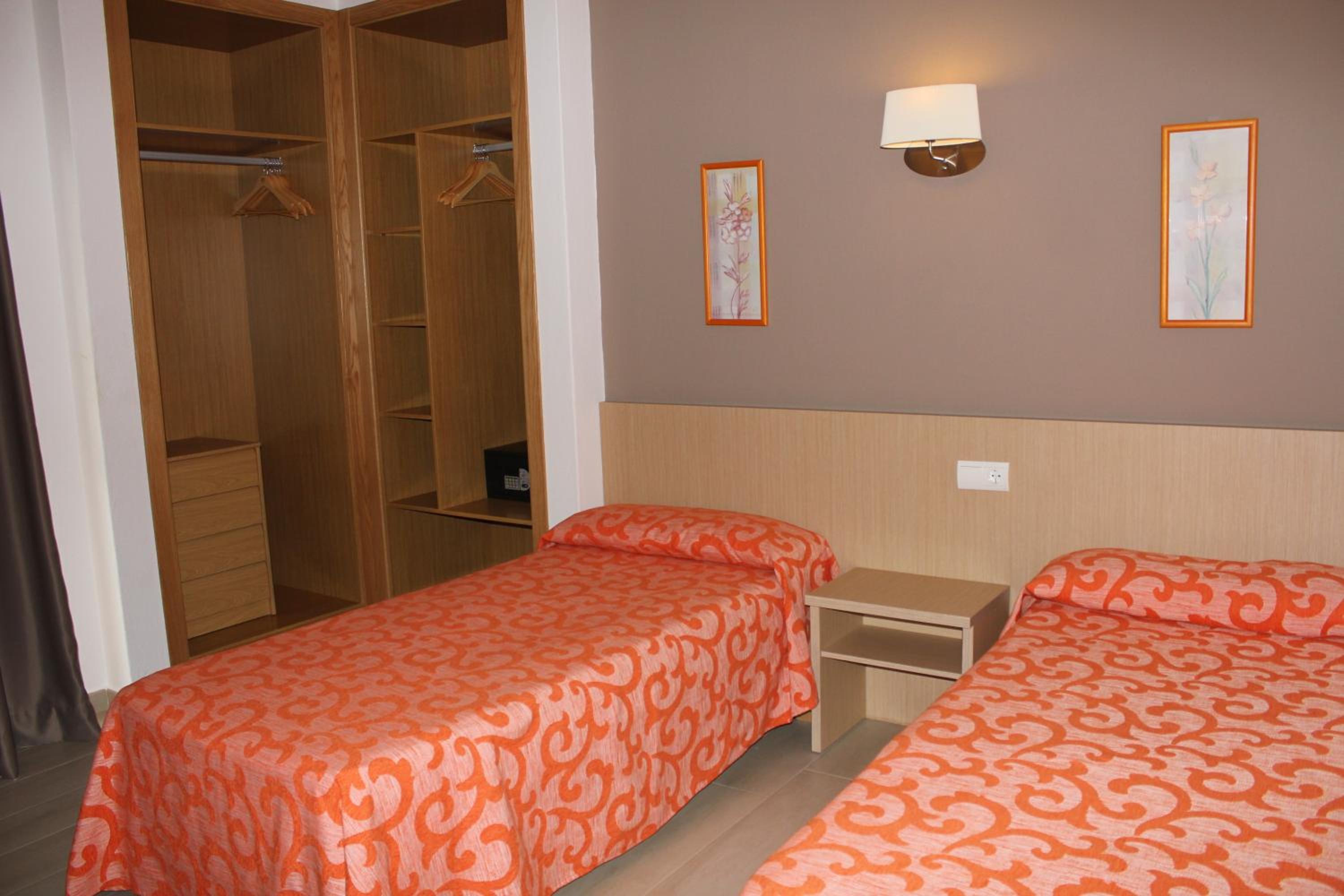 Two-Bedroom Apartment photo 2