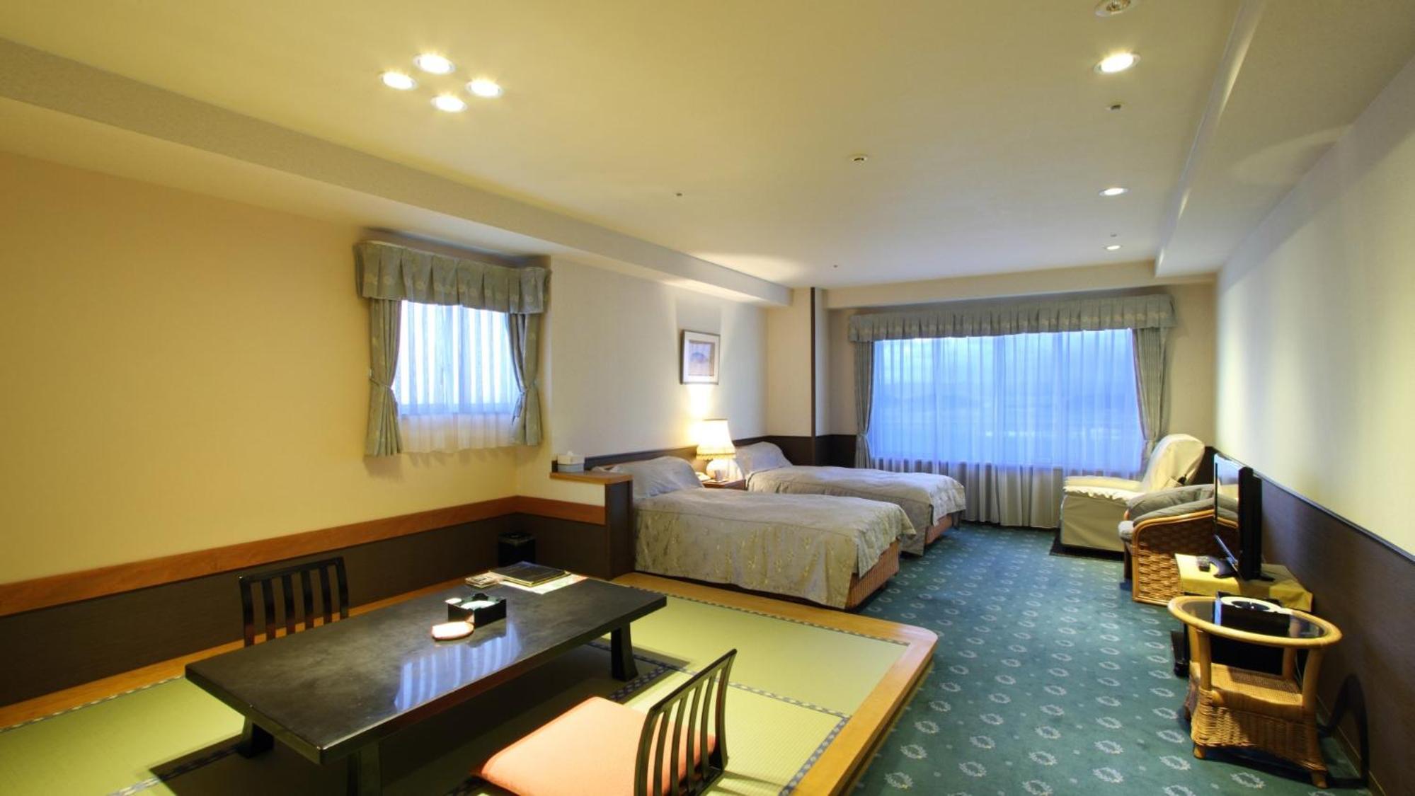 Superior Twin Room with Sea View photo 2