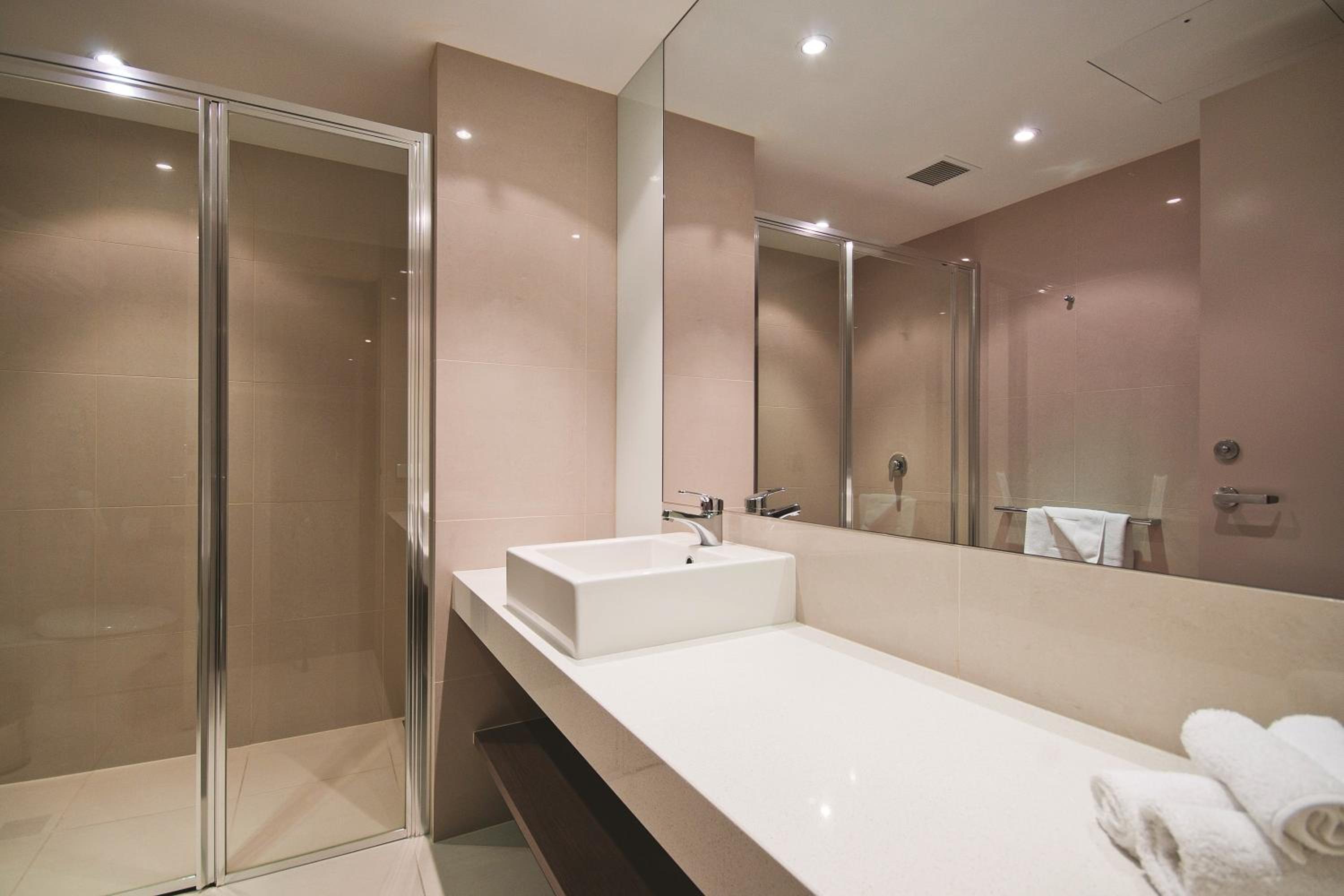King Suite - Photo 4