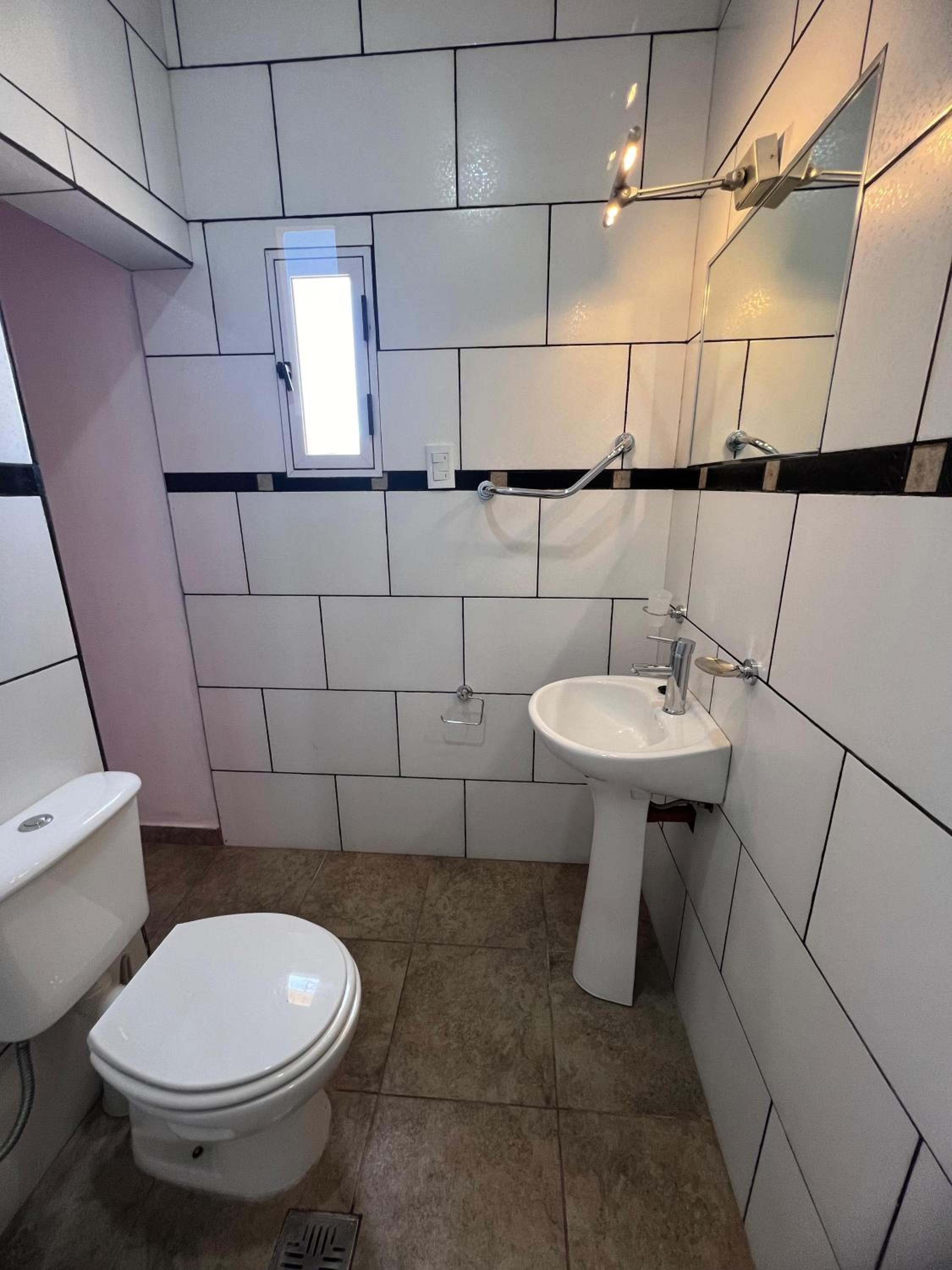 One-Bedroom House photo 1