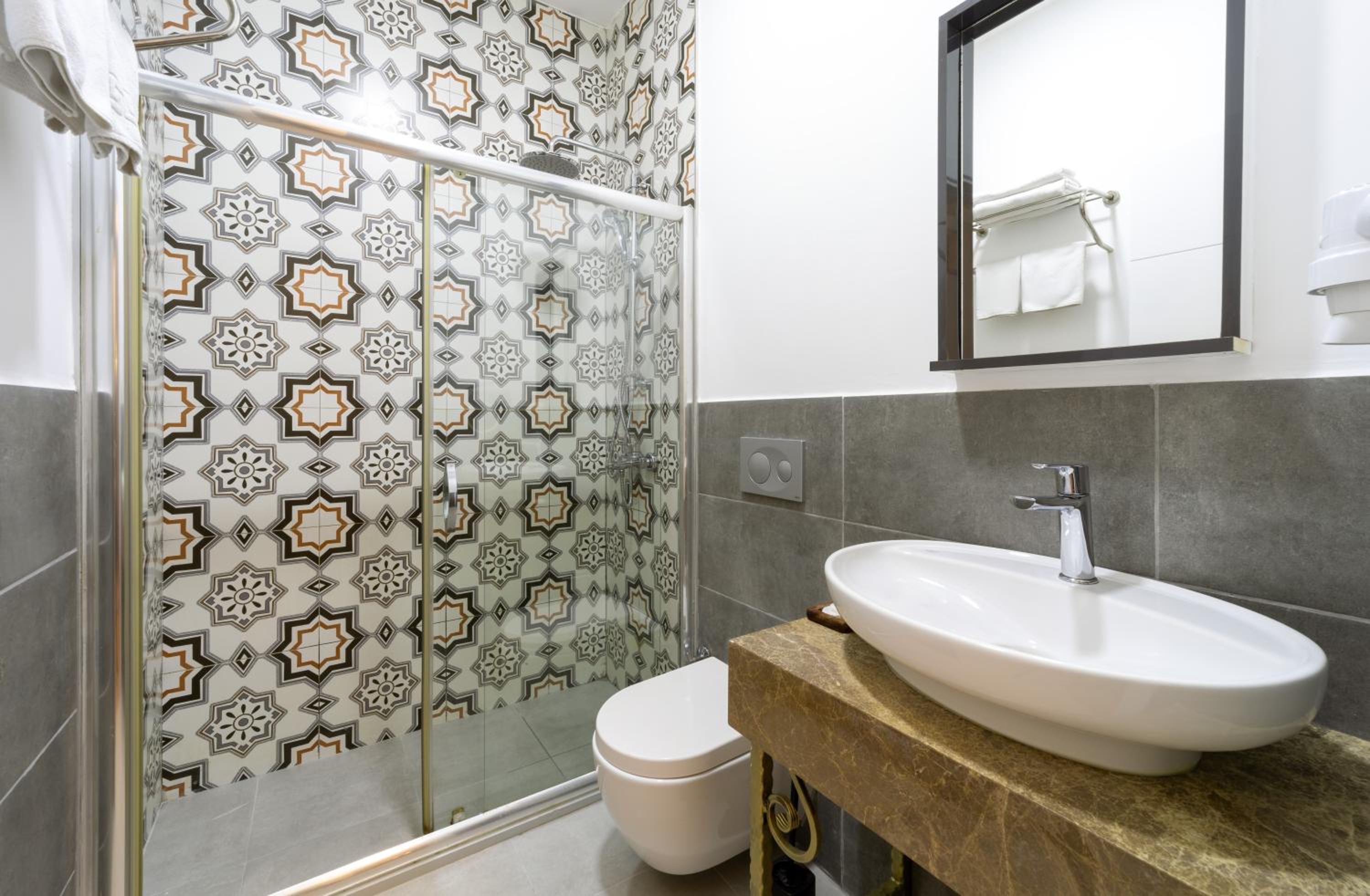 Double Room with Private Bathroom photo 3