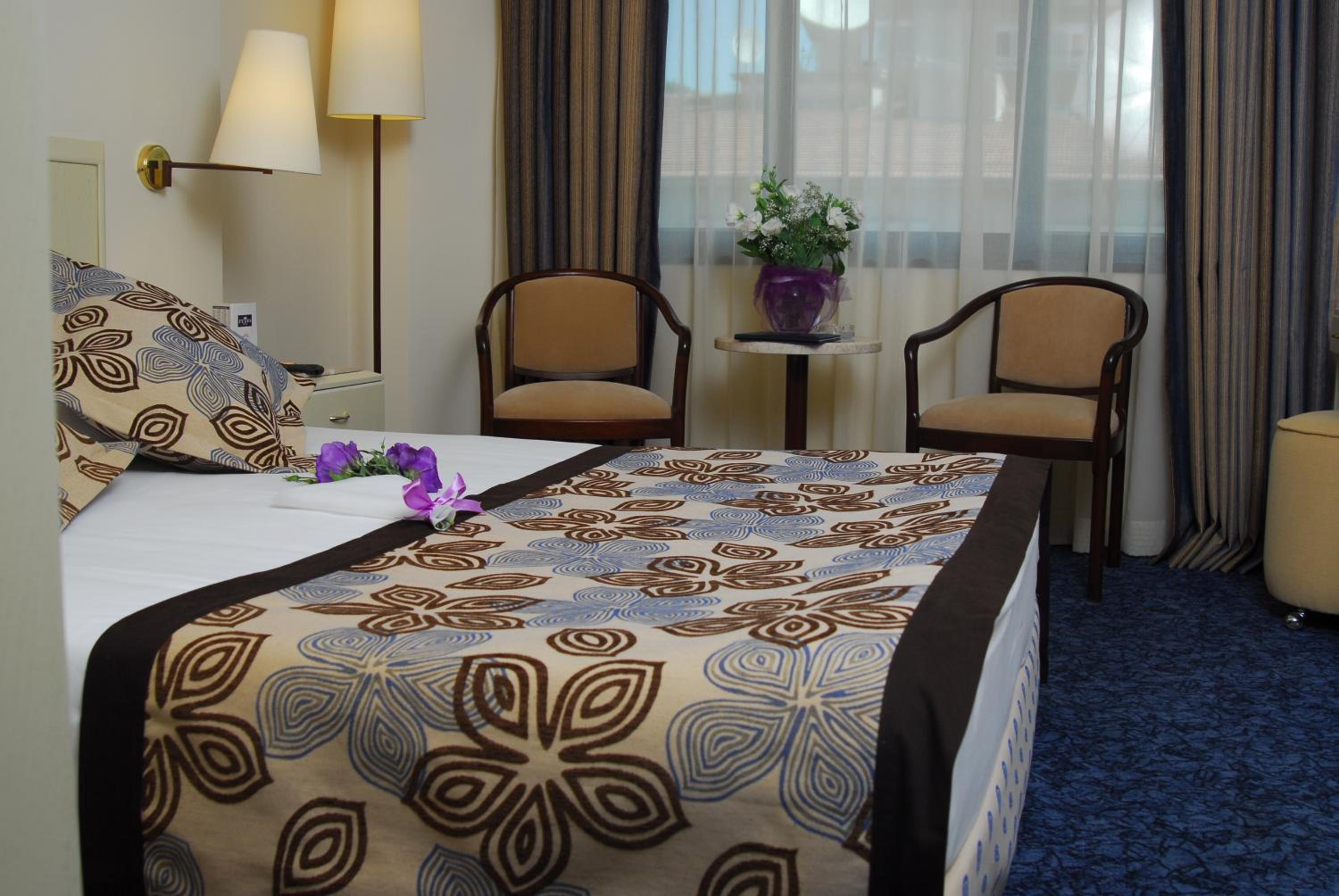 Standard  Room - Photo 9