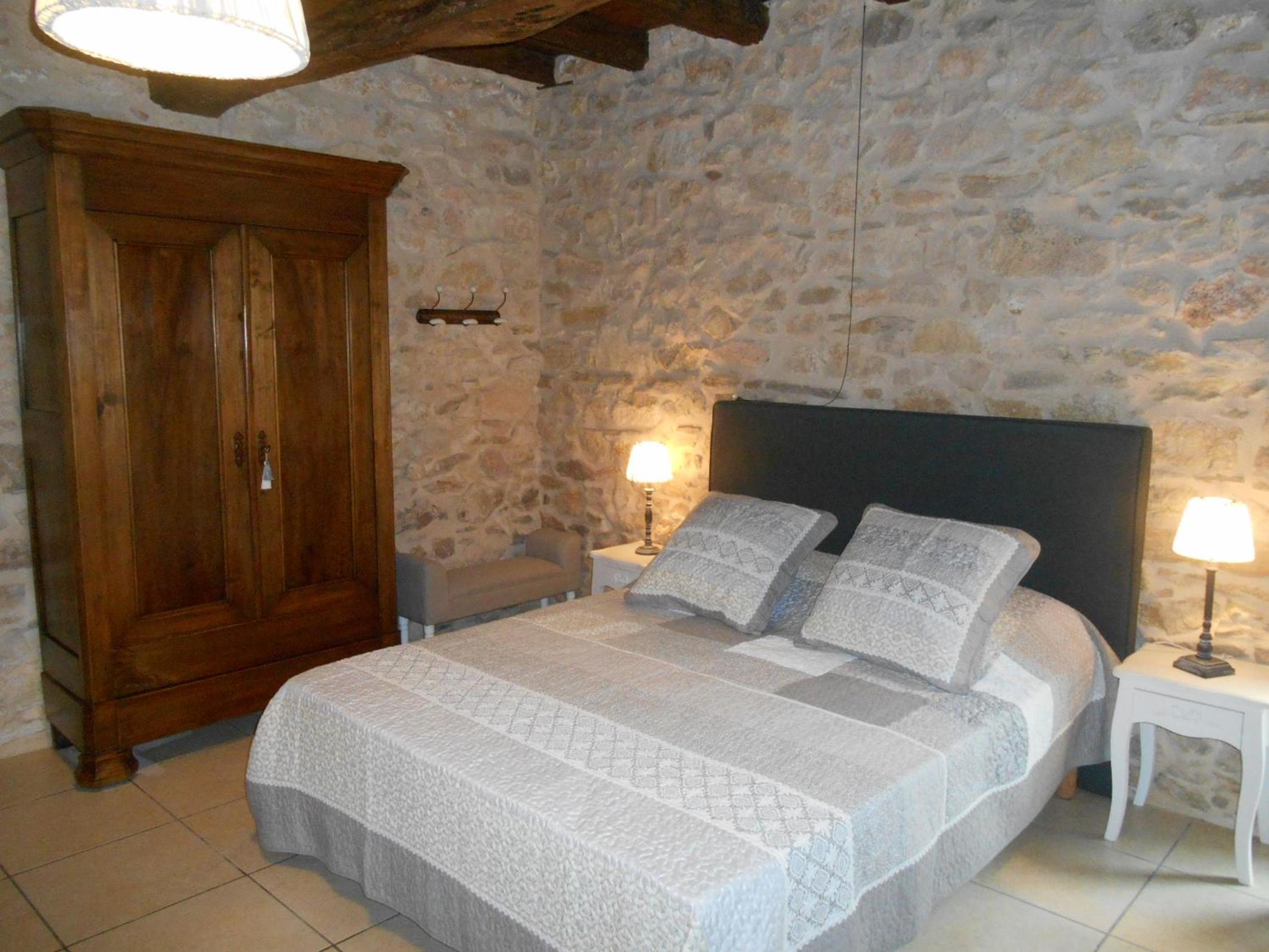 Triple Room with Private External Bathroom - Photo 4
