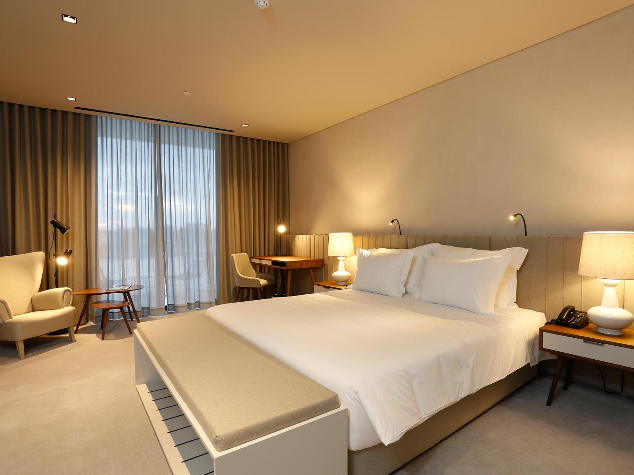 New wing suite