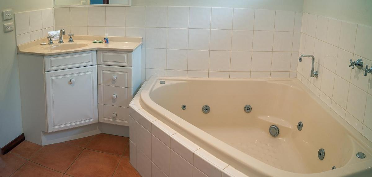 One-Bedroom Apartment with Spa Bath photo 3