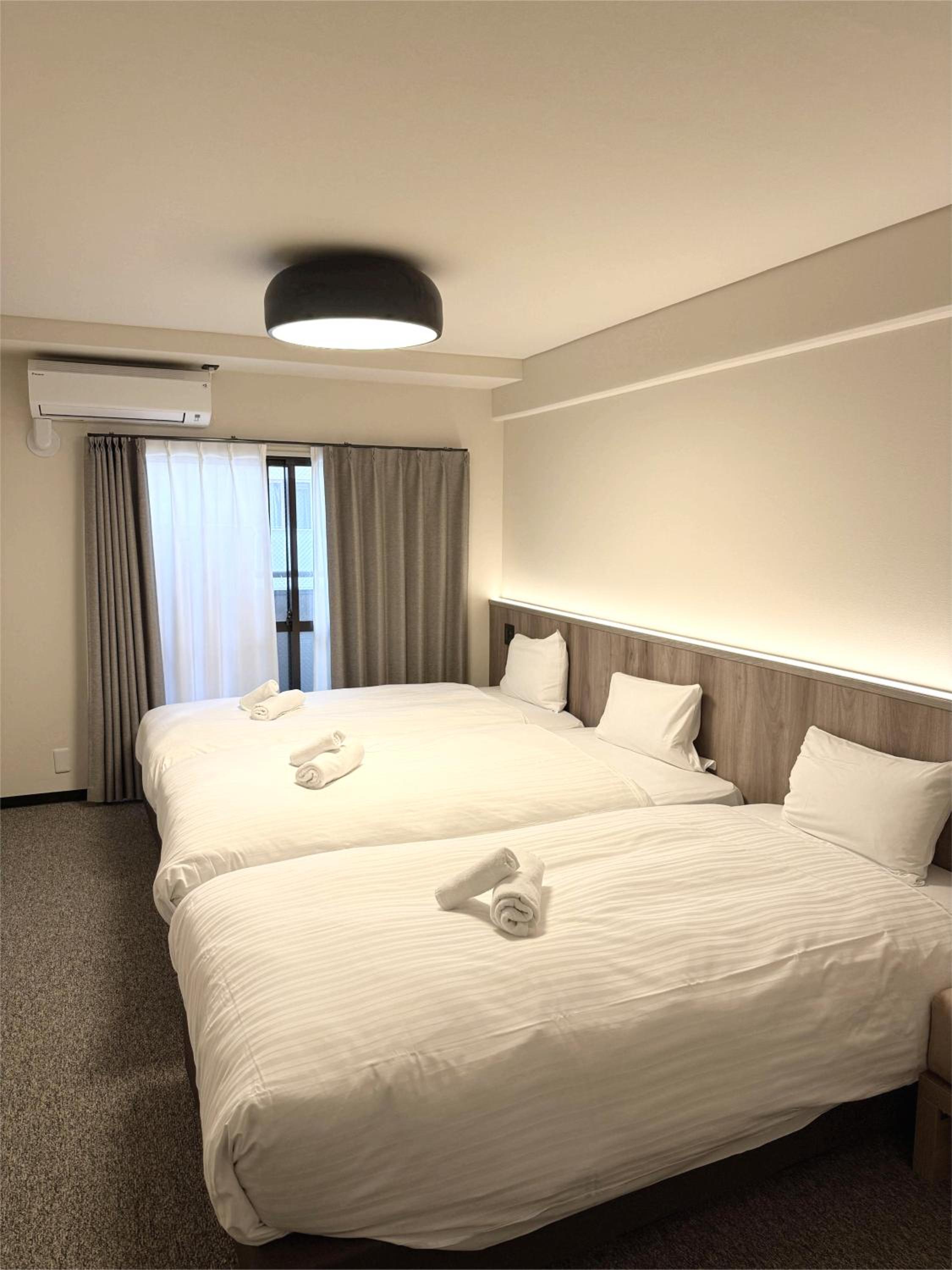 Triple Room