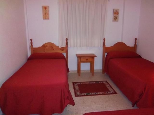 Double or Twin Room - Photo 2