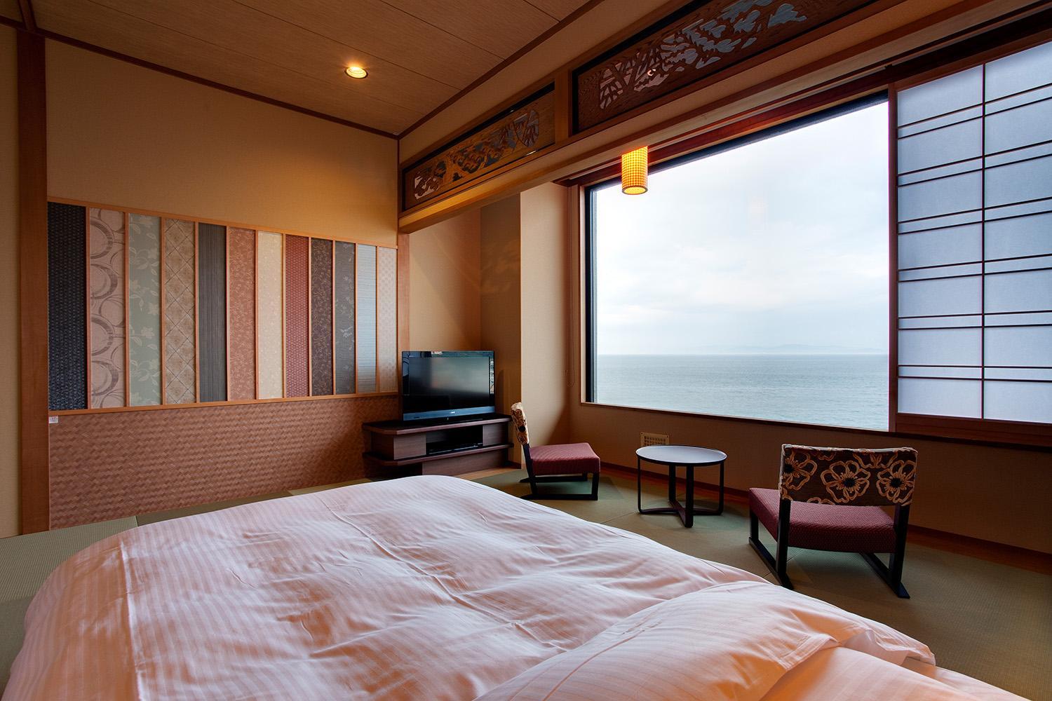 Twin Room - Non-Smoking (4th-5th Floor) (Half Board) photo 3