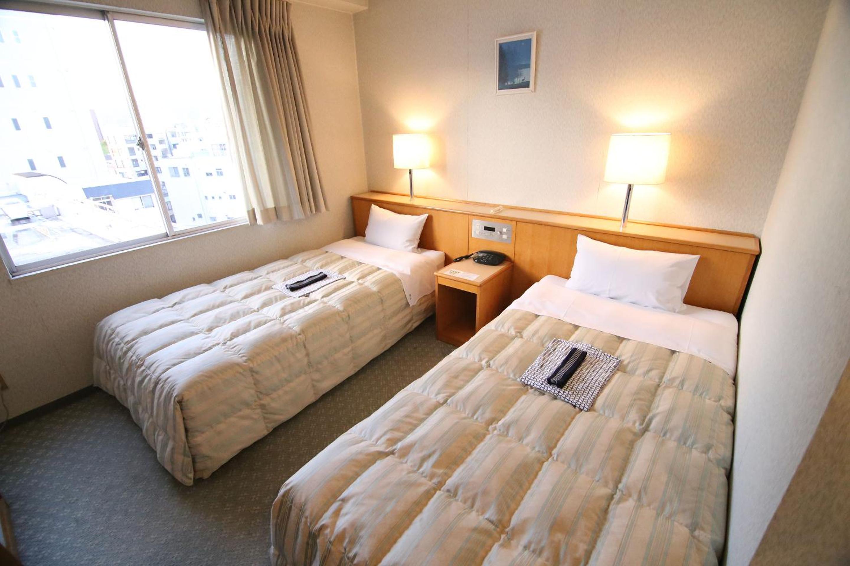 Twin Room with Bathroom - Main Building - Non-Smoking - Photo 1