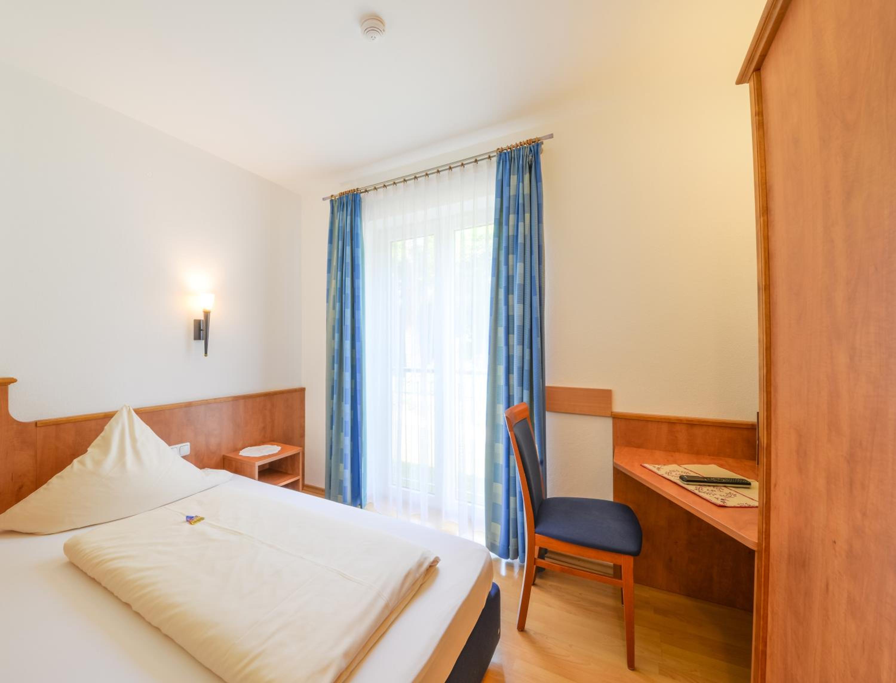 Single Room photo 1