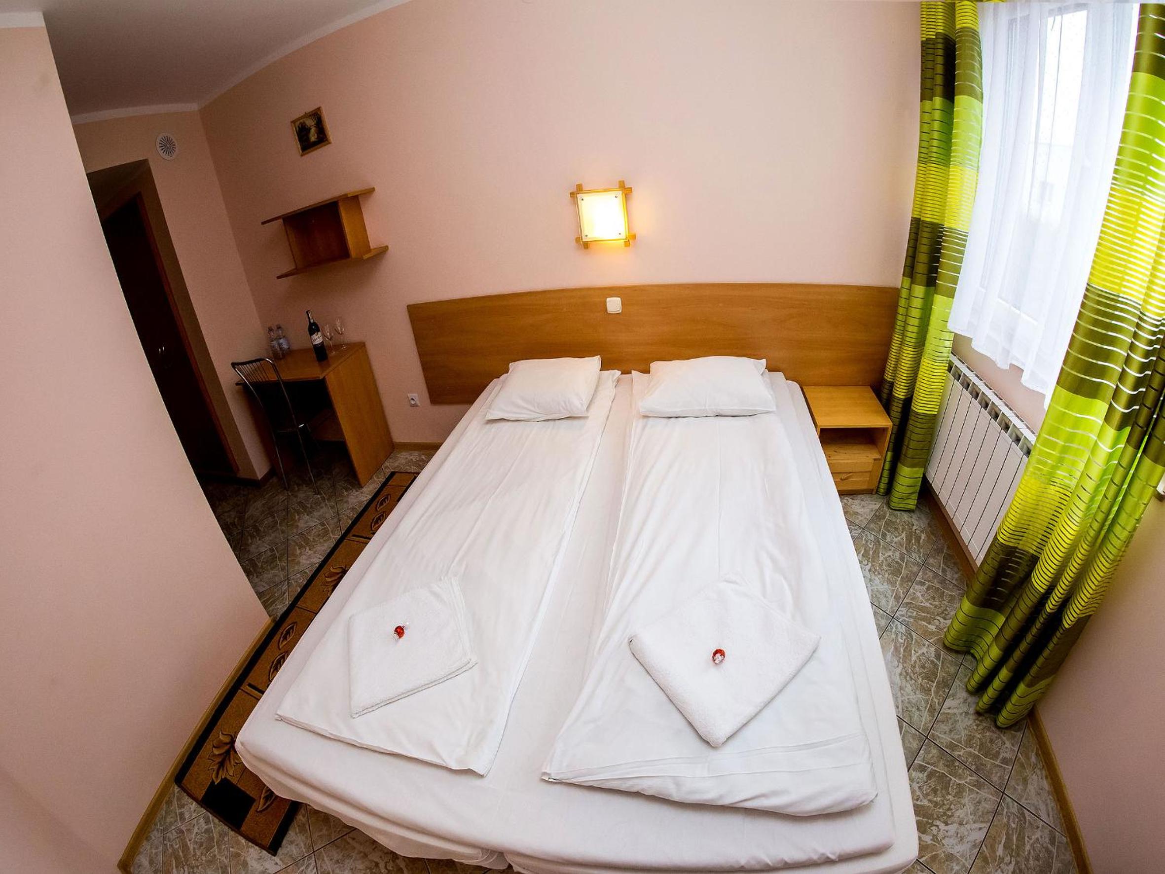 Double or Twin Room photo 2