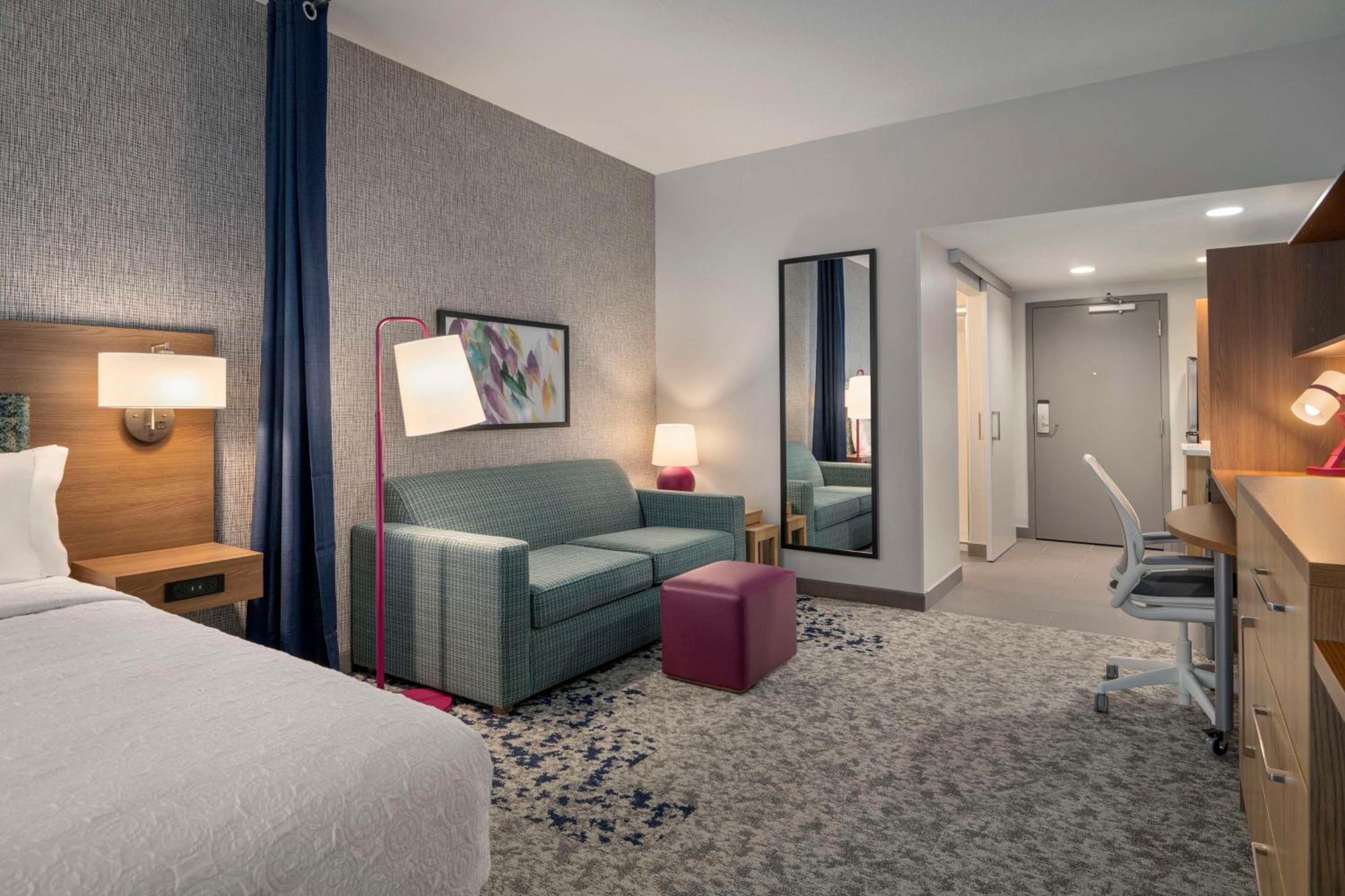 King Studio Suite - Photo 8