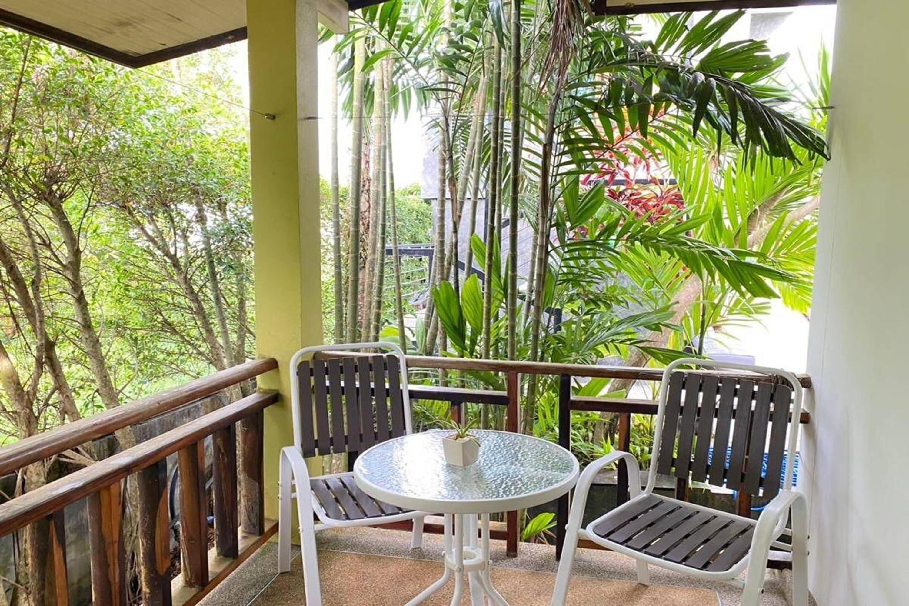 One-Bedroom House - Photo 11