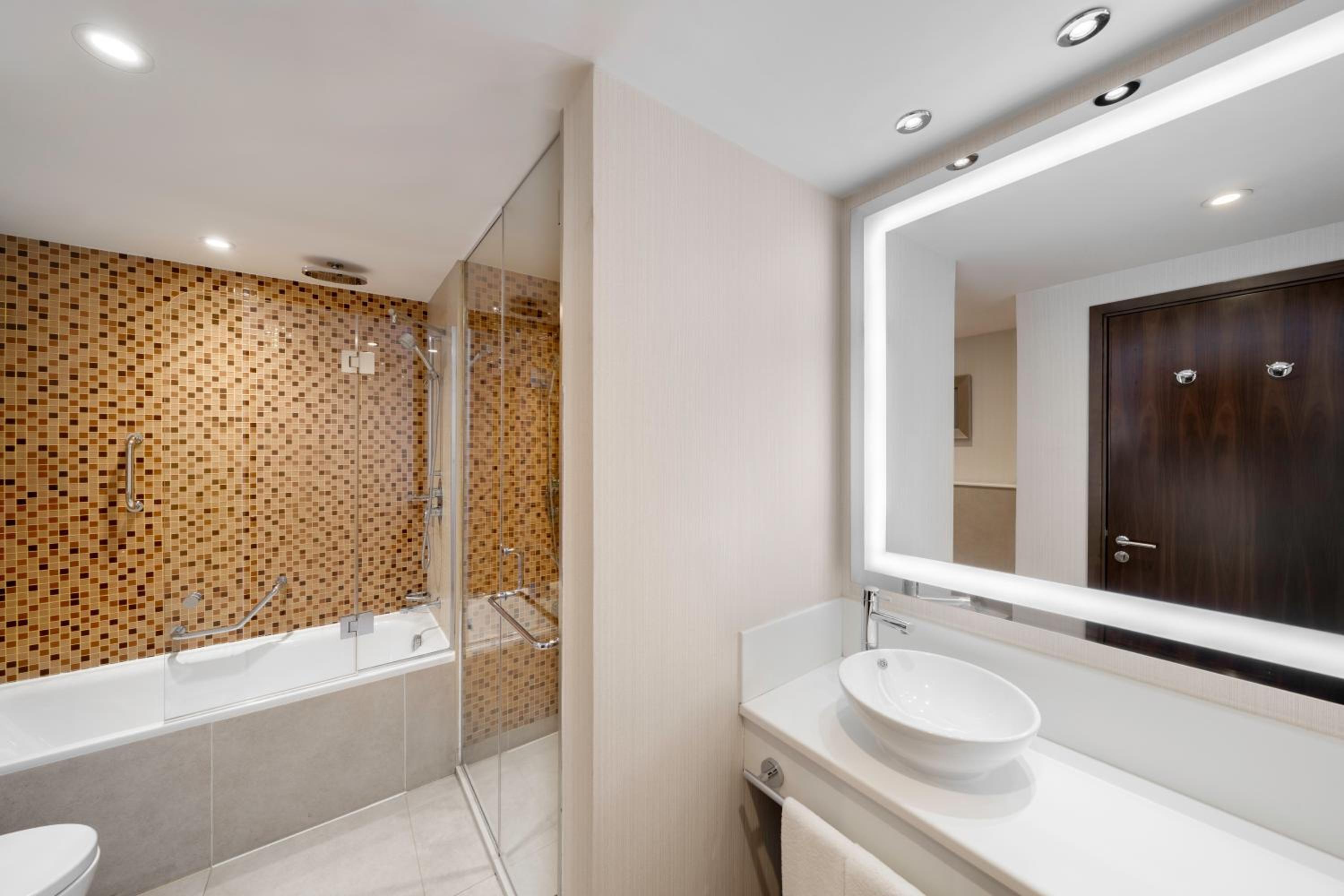One-Bedroom Suite