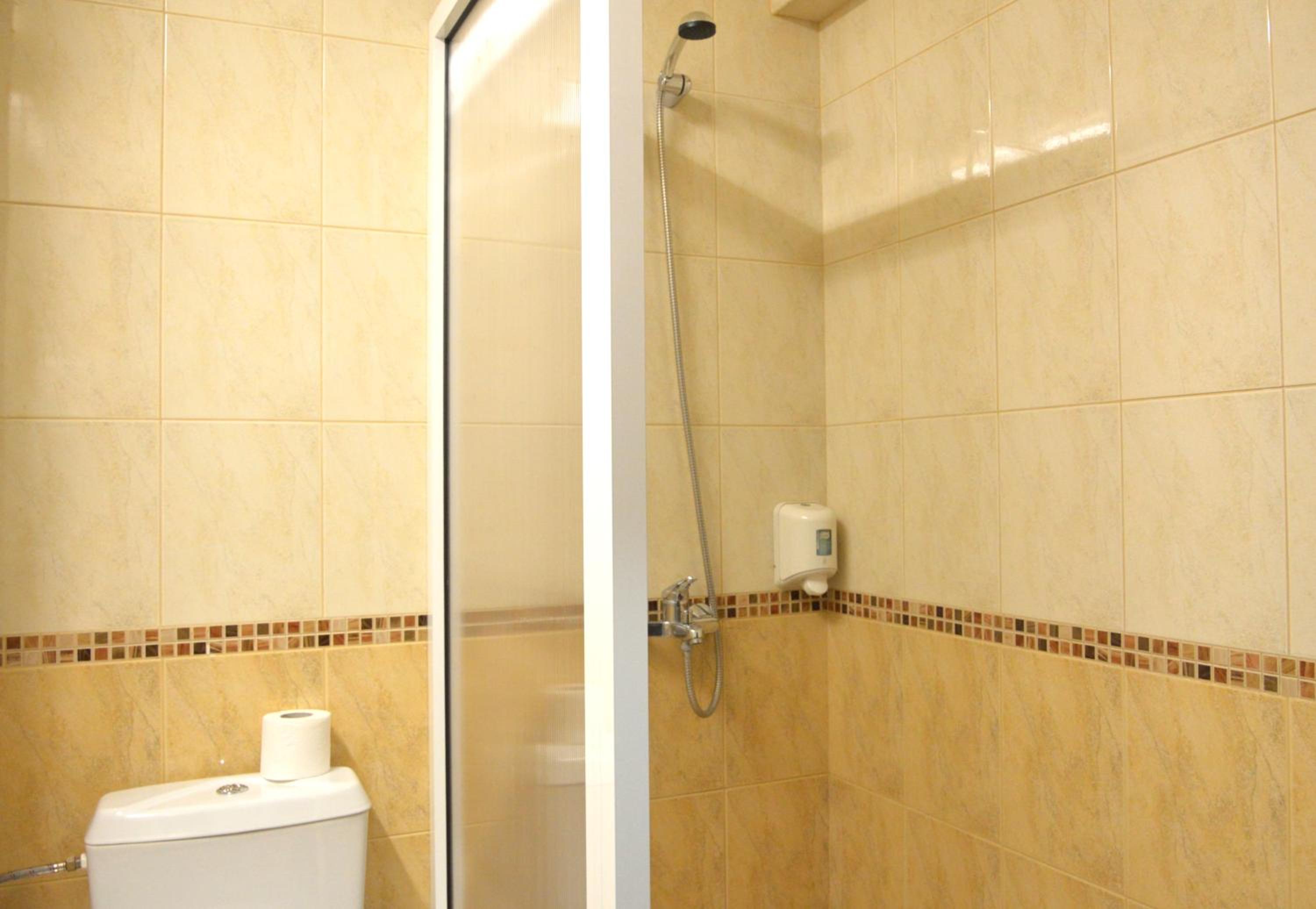 Triple Room - Photo 4