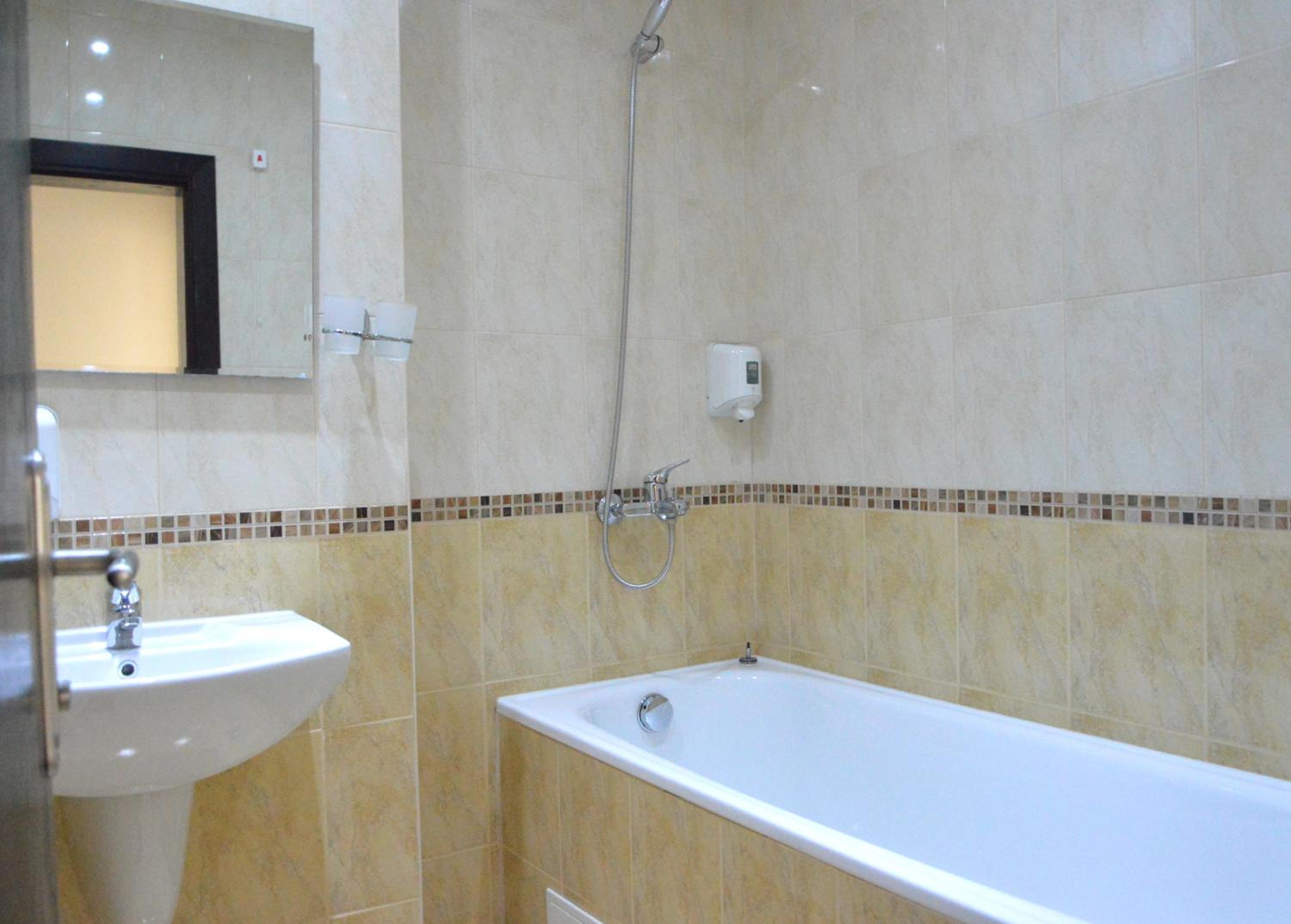 Family Apartment - Photo 6